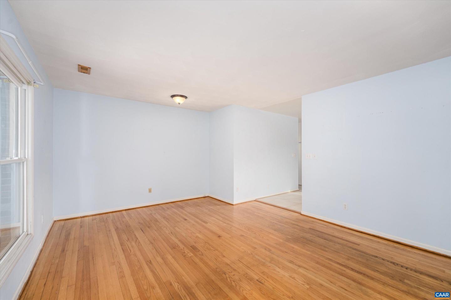 1204 HOLMES AVE, CHARLOTTESVILLE, Virginia 22901, 3 Bedrooms Bedrooms, ,2 BathroomsBathrooms,Residential,For sale,1204 HOLMES AVE,673171 MLS # 673171 1204 HOLMES AVE, CHARLOTTESVILLE, Virginia 22901, 3 Bedrooms Bedrooms, ,2 BathroomsBathrooms,Residential,For sale,1204 HOLMES AVE,673171 MLS # 673171