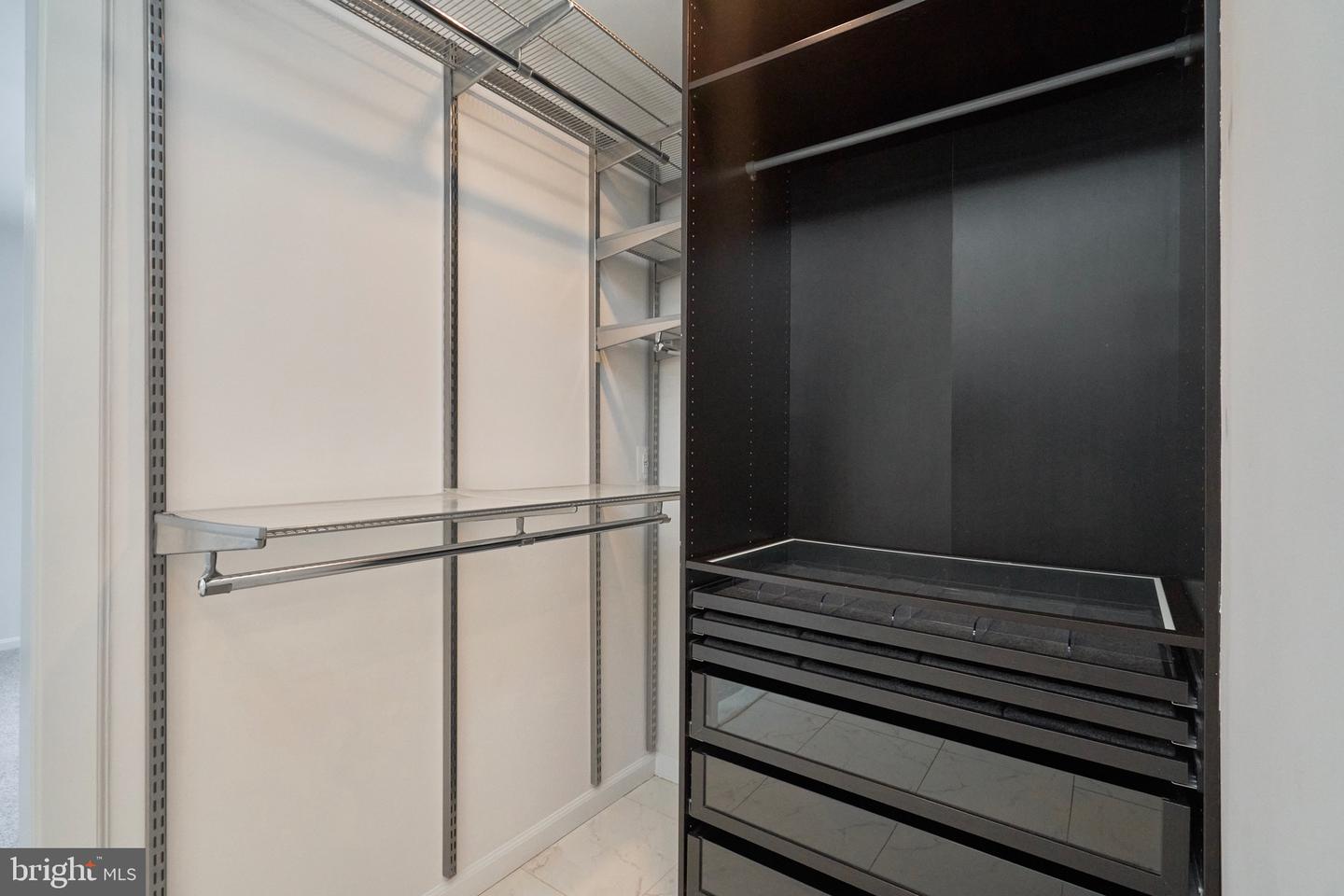 13715 EASTCLIFF CIR, CENTREVILLE, Virginia 20120, 5 Bedrooms Bedrooms, ,3 BathroomsBathrooms,Residential,For sale,13715 EASTCLIFF CIR,VAFX2290192 MLS # VAFX2290192