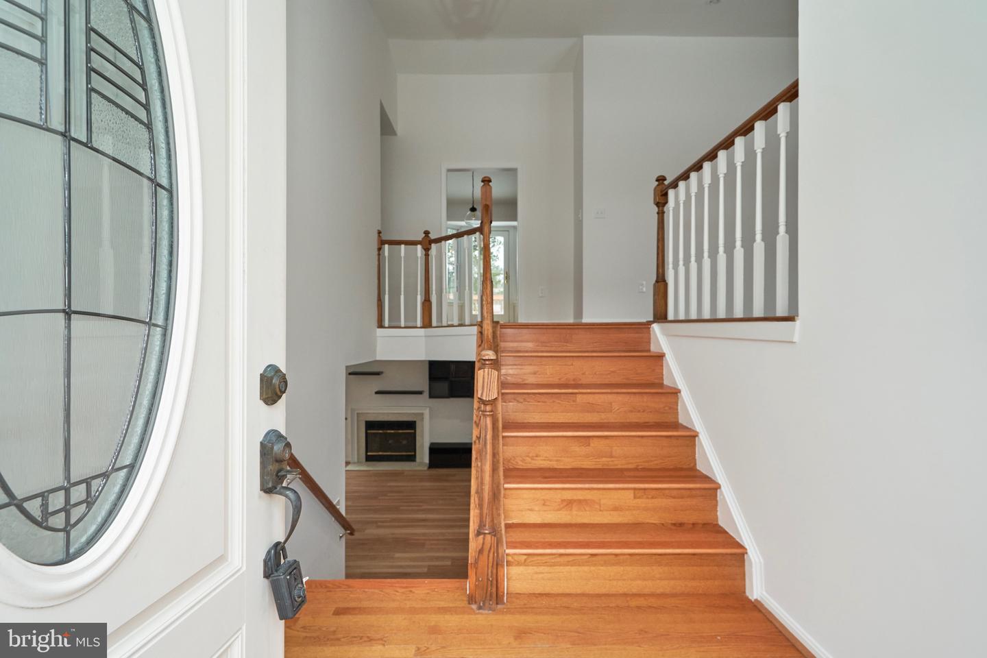 13715 EASTCLIFF CIR, CENTREVILLE, Virginia 20120, 5 Bedrooms Bedrooms, ,3 BathroomsBathrooms,Residential,For sale,13715 EASTCLIFF CIR,VAFX2290192 MLS # VAFX2290192