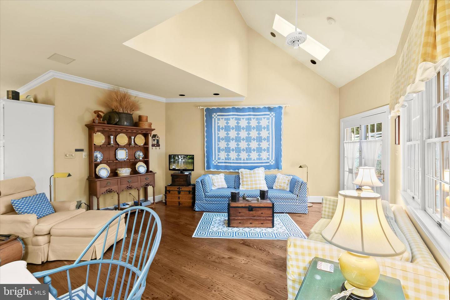 949 BELLVIEW RD, MCLEAN, Virginia 22102, 3 Bedrooms Bedrooms, ,5 BathroomsBathrooms,Residential,For sale,949 BELLVIEW RD,VAFX2290292 MLS # VAFX2290292 949 BELLVIEW RD, MCLEAN, Virginia 22102, 3 Bedrooms Bedrooms, ,5 BathroomsBathrooms,Residential,For sale,949 BELLVIEW RD,VAFX2290292 MLS # VAFX2290292