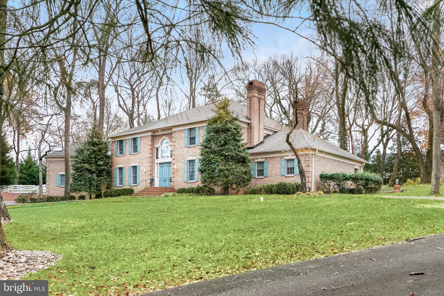 949 BELLVIEW RD, MCLEAN, Virginia 22102, 3 Bedrooms Bedrooms, ,5 BathroomsBathrooms,Residential,For sale,949 BELLVIEW RD,VAFX2290292 MLS # VAFX2290292 949 BELLVIEW RD, MCLEAN, Virginia 22102, 3 Bedrooms Bedrooms, ,5 BathroomsBathrooms,Residential,For sale,949 BELLVIEW RD,VAFX2290292 MLS # VAFX2290292