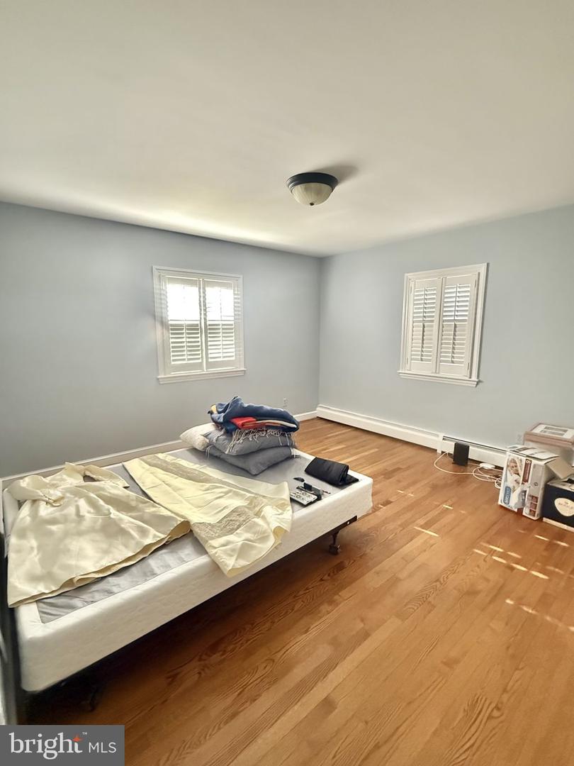 1362 WOODSIDE DR, MCLEAN, Virginia 22102, 4 Bedrooms Bedrooms, ,2 BathroomsBathrooms,Residential,For sale,1362 WOODSIDE DR,VAFX2290306 MLS # VAFX2290306 1362 WOODSIDE DR, MCLEAN, Virginia 22102, 4 Bedrooms Bedrooms, ,2 BathroomsBathrooms,Residential,For sale,1362 WOODSIDE DR,VAFX2290306 MLS # VAFX2290306