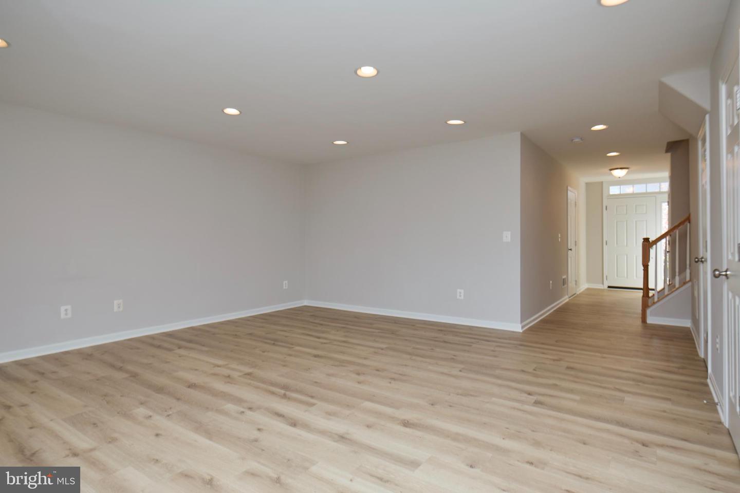 42612 GALBRAITH SQ, BROADLANDS, Virginia 20148, 3 Bedrooms Bedrooms, ,2 BathroomsBathrooms,Residential,For sale,42612 GALBRAITH SQ,VALO2115662 MLS # VALO2115662