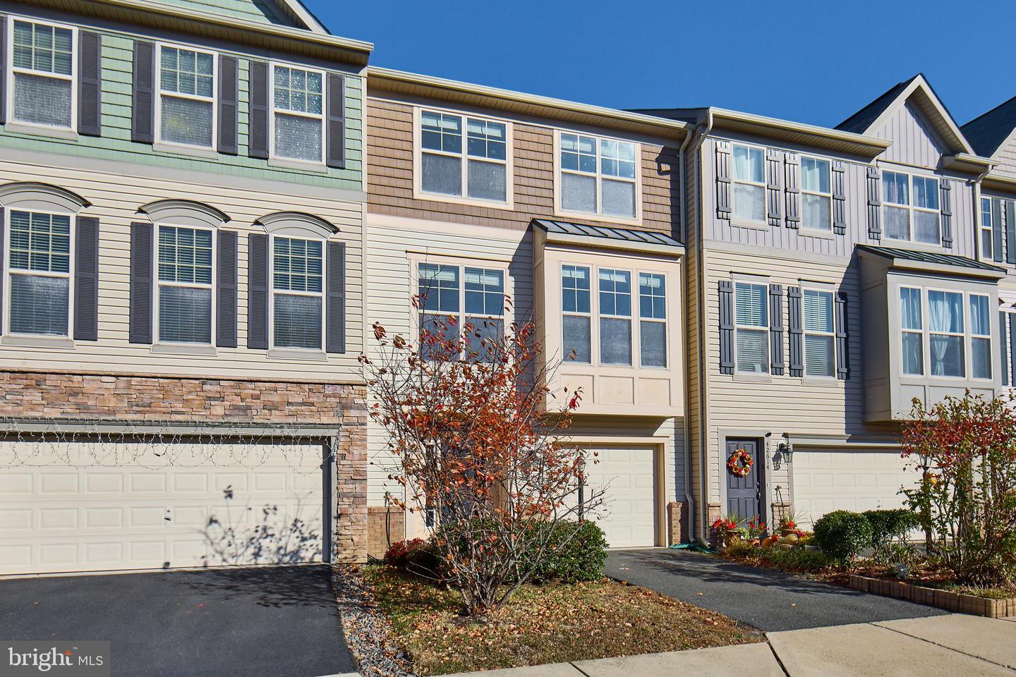 42612 GALBRAITH SQ, BROADLANDS, Virginia 20148, 3 Bedrooms Bedrooms, ,2 BathroomsBathrooms,Residential,For sale,42612 GALBRAITH SQ,VALO2115662 MLS # VALO2115662