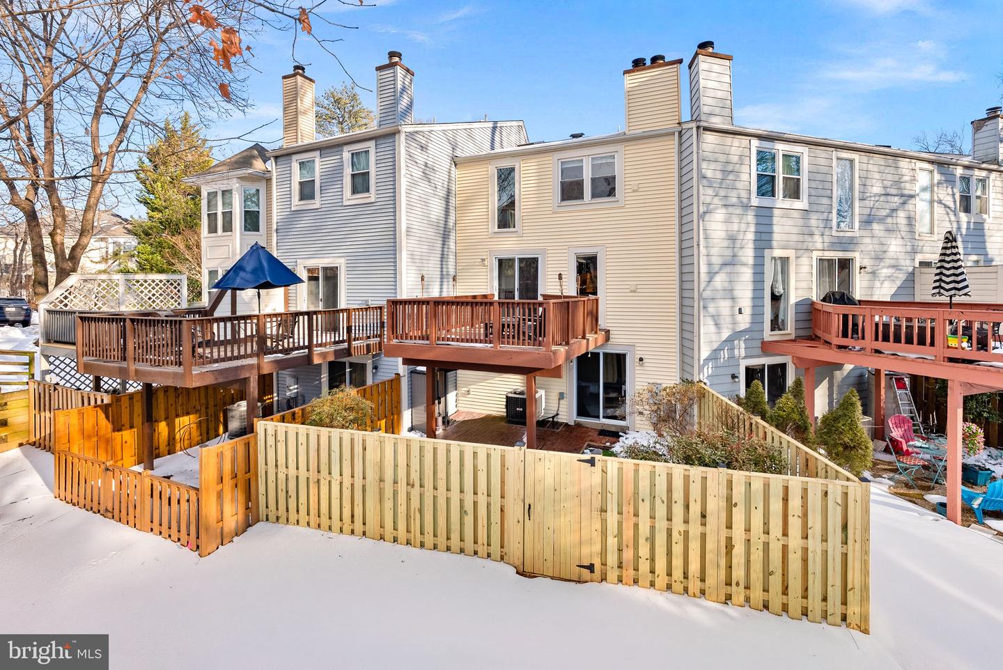 2148 WHISPERWOOD GLEN LN, RESTON, Virginia 20191, 2 Bedrooms Bedrooms, ,2 BathroomsBathrooms,Residential,For sale,2148 WHISPERWOOD GLEN LN,VAFX2290324 MLS # VAFX2290324