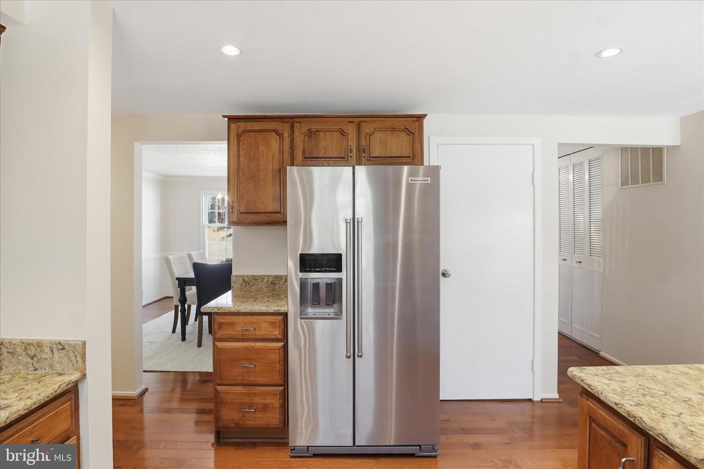 5903 OAK RIDGE CT, BURKE, Virginia 22015, 5 Bedrooms Bedrooms, 19 Rooms Rooms,2 BathroomsBathrooms,Residential,For sale,5903 OAK RIDGE CT,VAFX2289782 MLS # VAFX2289782 5903 OAK RIDGE CT, BURKE, Virginia 22015, 5 Bedrooms Bedrooms, 19 Rooms Rooms,2 BathroomsBathrooms,Residential,For sale,5903 OAK RIDGE CT,VAFX2289782 MLS # VAFX2289782