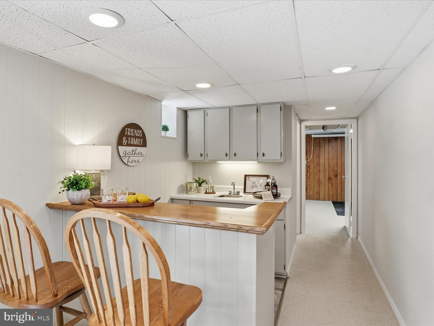 5903 OAK RIDGE CT, BURKE, Virginia 22015, 5 Bedrooms Bedrooms, 19 Rooms Rooms,2 BathroomsBathrooms,Residential,For sale,5903 OAK RIDGE CT,VAFX2289782 MLS # VAFX2289782 5903 OAK RIDGE CT, BURKE, Virginia 22015, 5 Bedrooms Bedrooms, 19 Rooms Rooms,2 BathroomsBathrooms,Residential,For sale,5903 OAK RIDGE CT,VAFX2289782 MLS # VAFX2289782