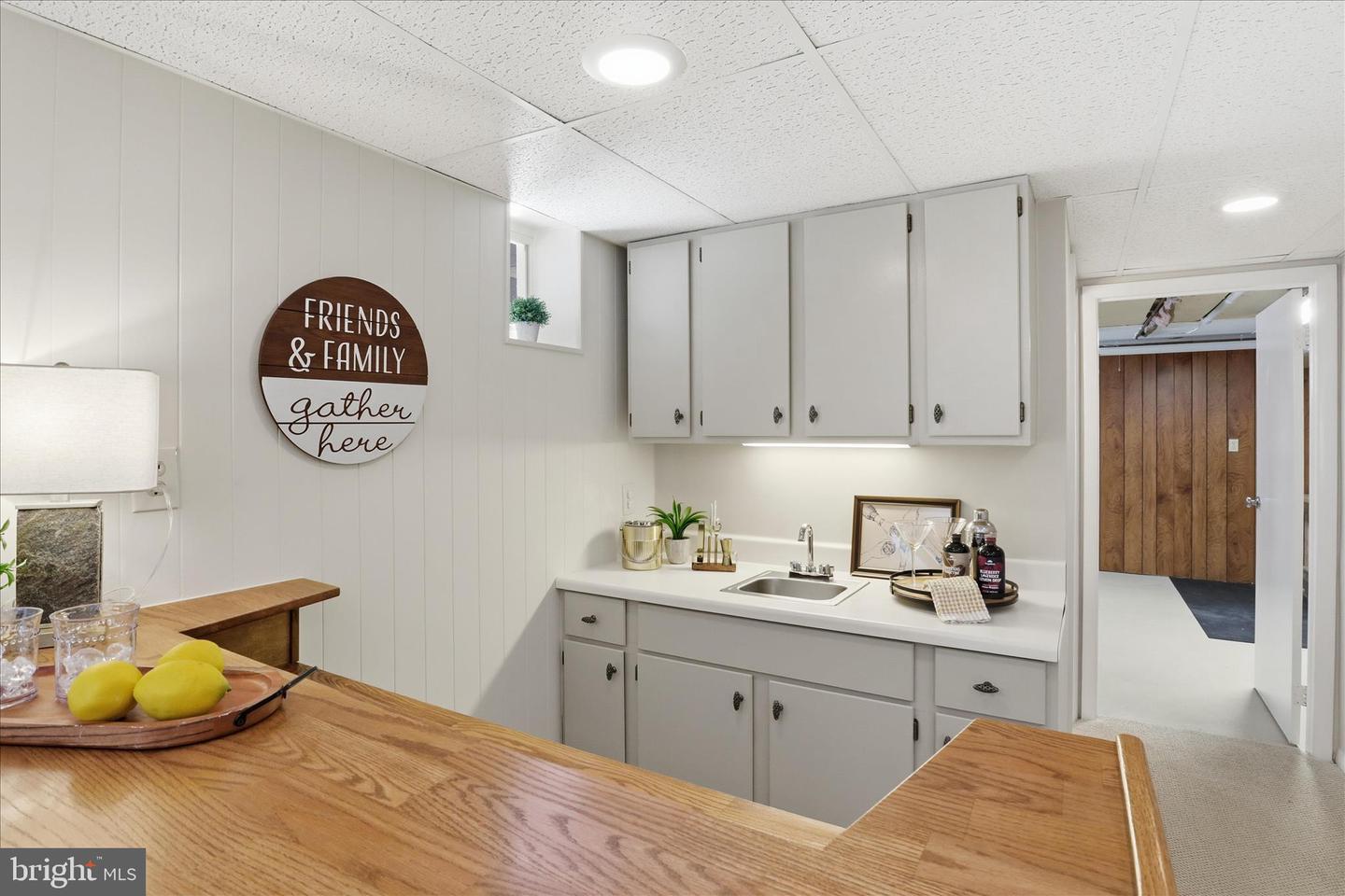 5903 OAK RIDGE CT, BURKE, Virginia 22015, 5 Bedrooms Bedrooms, 19 Rooms Rooms,2 BathroomsBathrooms,Residential,For sale,5903 OAK RIDGE CT,VAFX2289782 MLS # VAFX2289782 5903 OAK RIDGE CT, BURKE, Virginia 22015, 5 Bedrooms Bedrooms, 19 Rooms Rooms,2 BathroomsBathrooms,Residential,For sale,5903 OAK RIDGE CT,VAFX2289782 MLS # VAFX2289782