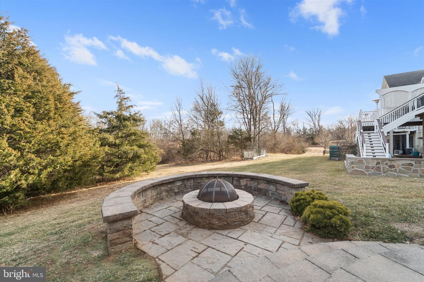 22990 WEYBRIDGE SQ, ASHBURN, Virginia 20148, 4 Bedrooms Bedrooms, ,4 BathroomsBathrooms,Residential,For sale,22990 WEYBRIDGE SQ,VALO2115508 MLS # VALO2115508