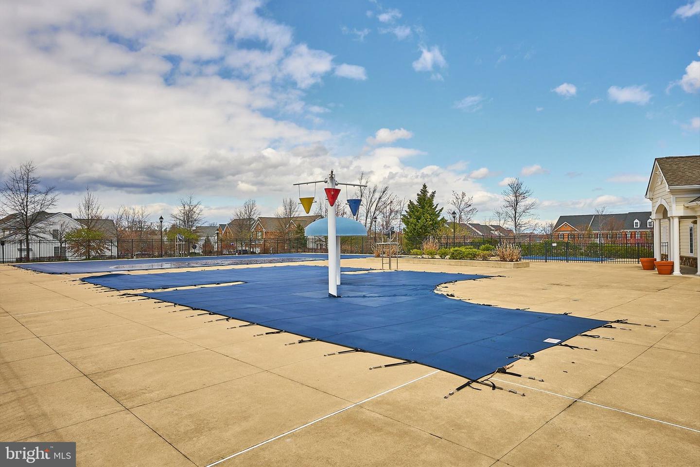 22990 WEYBRIDGE SQ, ASHBURN, Virginia 20148, 4 Bedrooms Bedrooms, ,4 BathroomsBathrooms,Residential,For sale,22990 WEYBRIDGE SQ,VALO2115508 MLS # VALO2115508