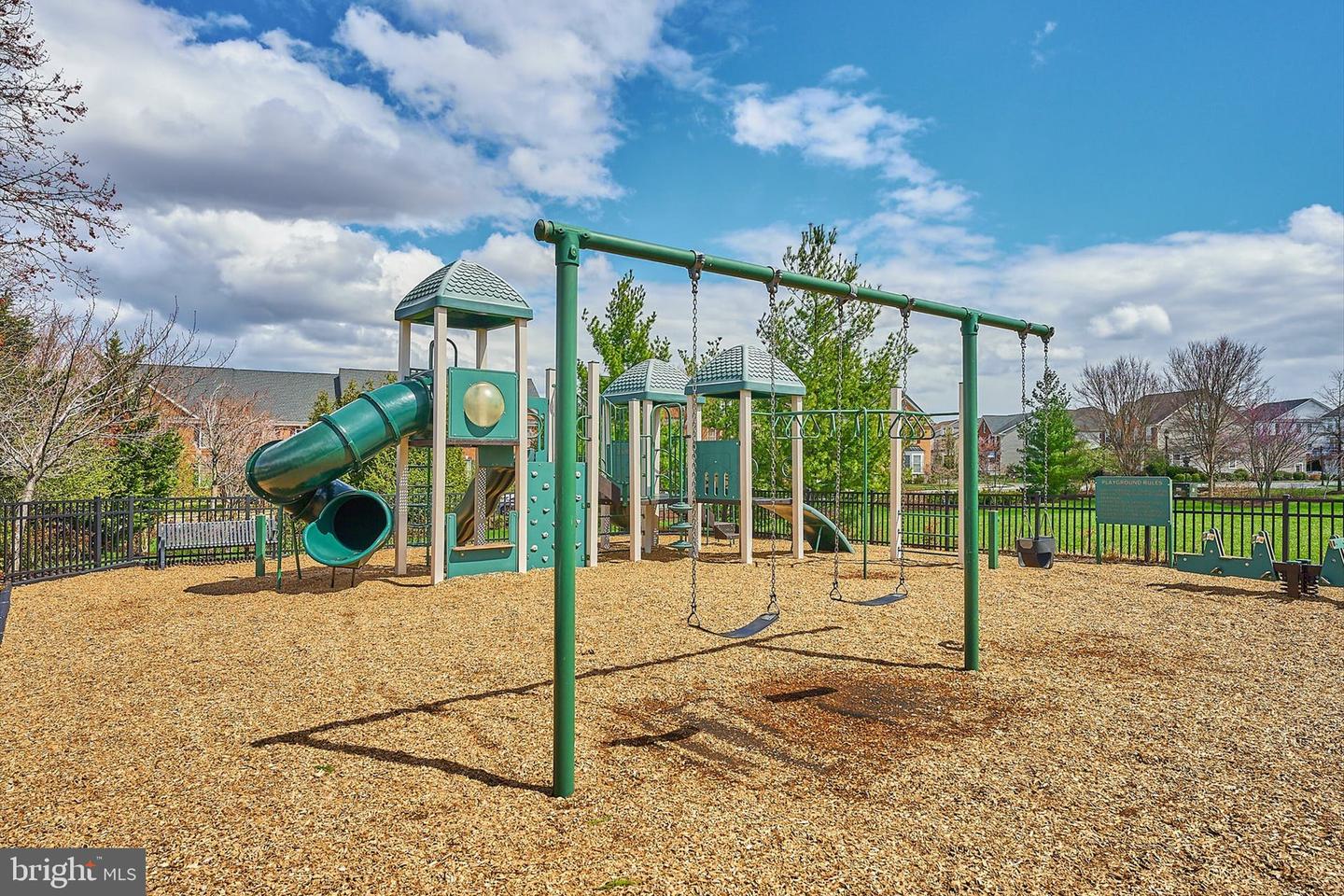 22990 WEYBRIDGE SQ, ASHBURN, Virginia 20148, 4 Bedrooms Bedrooms, ,4 BathroomsBathrooms,Residential,For sale,22990 WEYBRIDGE SQ,VALO2115508 MLS # VALO2115508