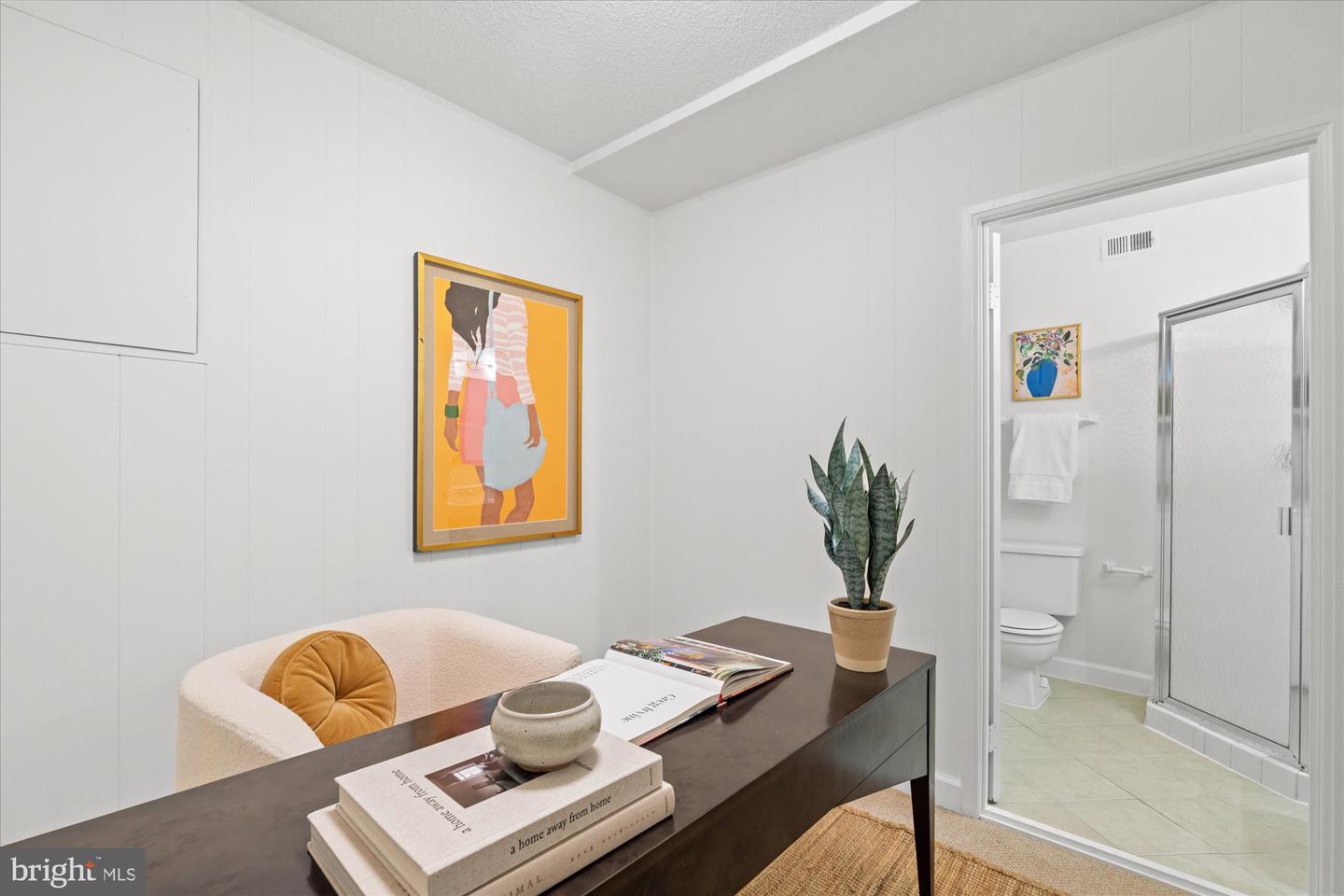 3013 S BUCHANAN ST, ARLINGTON, Virginia 22206, 2 Bedrooms Bedrooms, 9 Rooms Rooms,2 BathroomsBathrooms,Residential,For sale,3013 S BUCHANAN ST,VAAR2068648 MLS # VAAR2068648