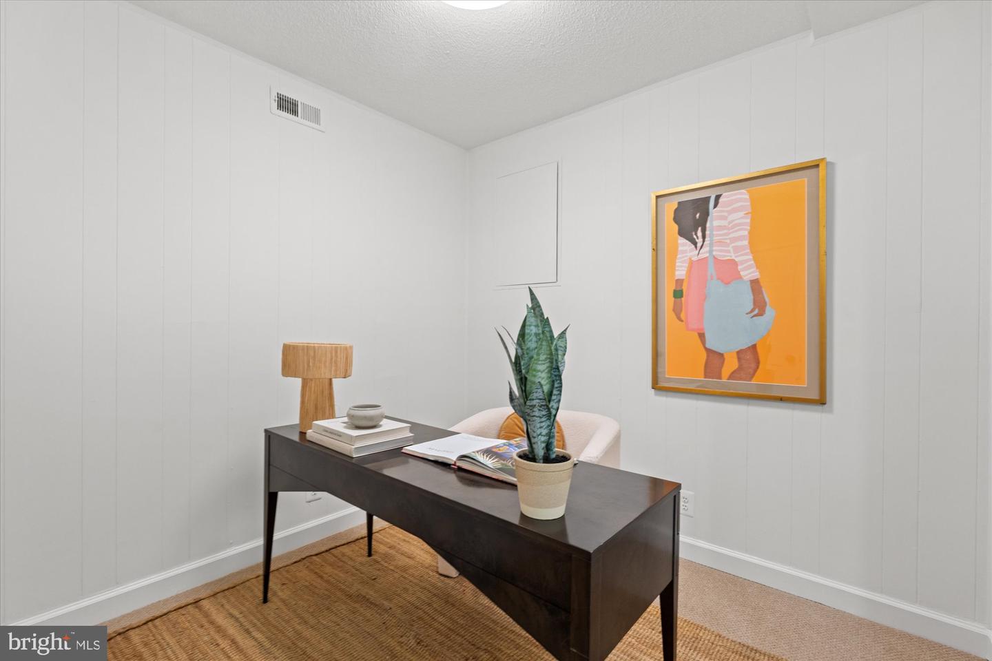 3013 S BUCHANAN ST, ARLINGTON, Virginia 22206, 2 Bedrooms Bedrooms, 9 Rooms Rooms,2 BathroomsBathrooms,Residential,For sale,3013 S BUCHANAN ST,VAAR2068648 MLS # VAAR2068648