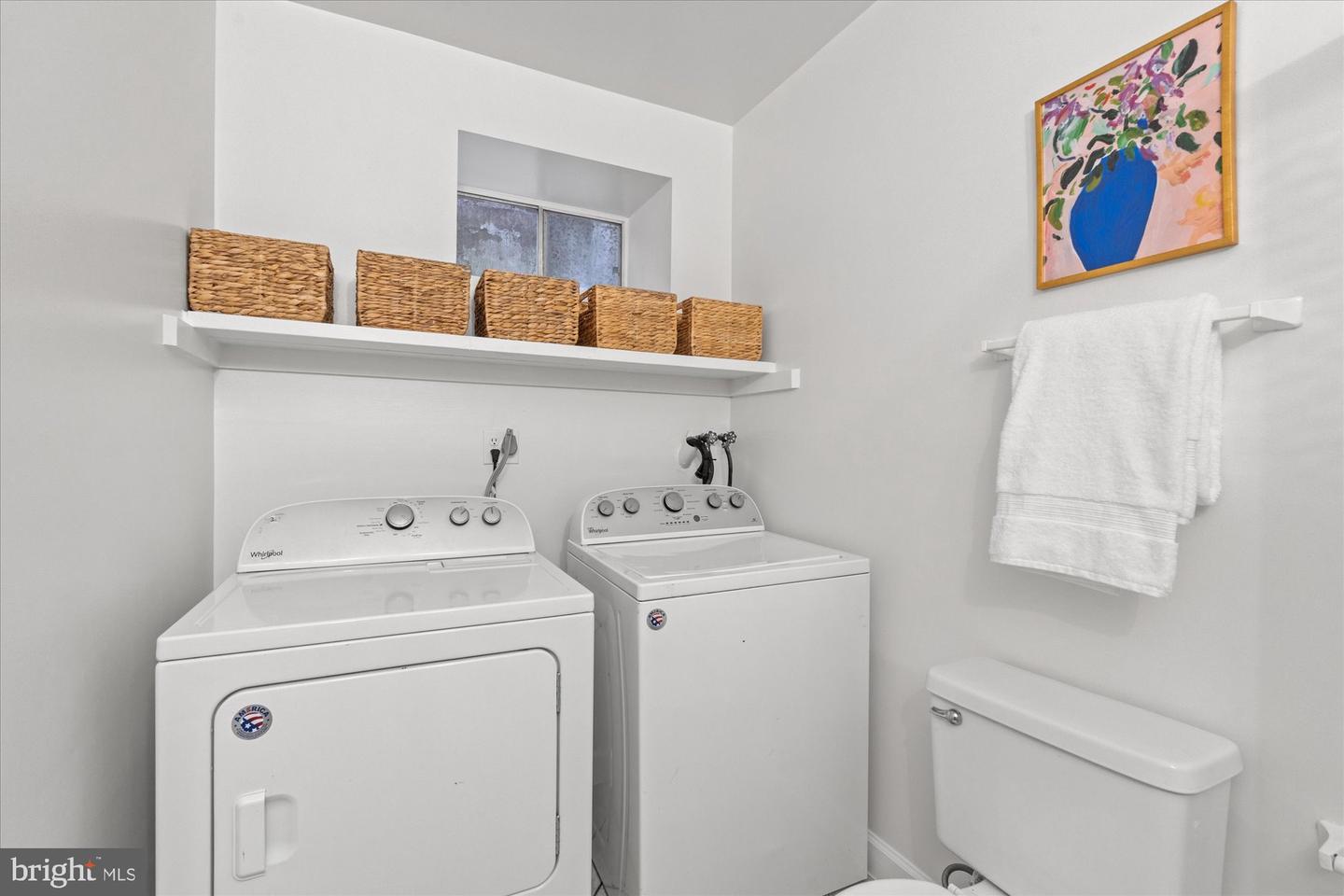 3013 S BUCHANAN ST, ARLINGTON, Virginia 22206, 2 Bedrooms Bedrooms, 9 Rooms Rooms,2 BathroomsBathrooms,Residential,For sale,3013 S BUCHANAN ST,VAAR2068648 MLS # VAAR2068648