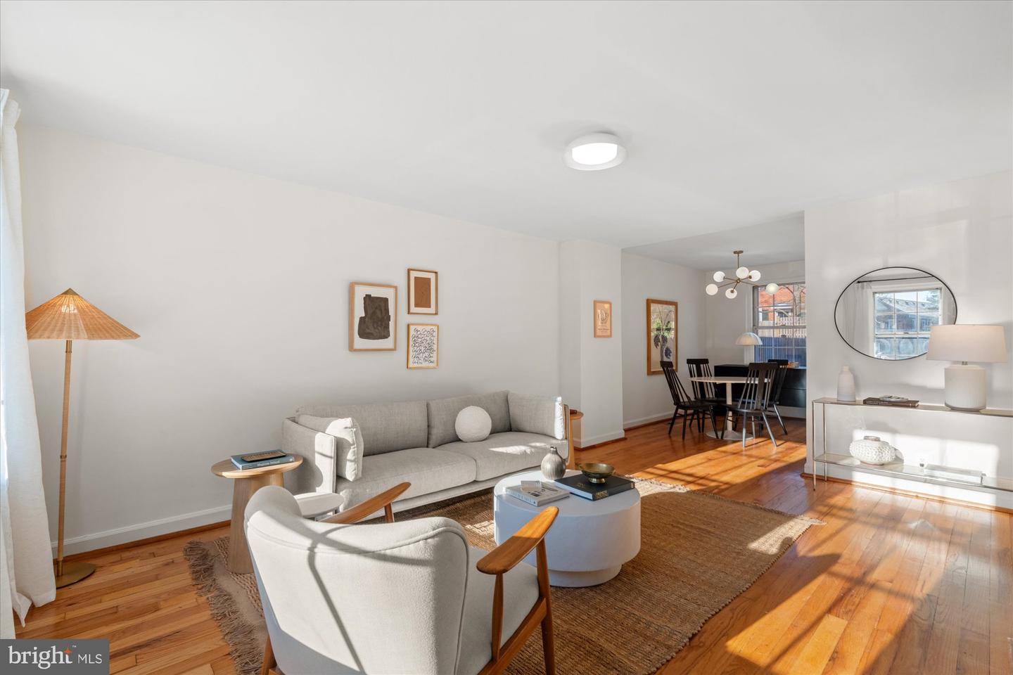 3013 S BUCHANAN ST, ARLINGTON, Virginia 22206, 2 Bedrooms Bedrooms, 9 Rooms Rooms,2 BathroomsBathrooms,Residential,For sale,3013 S BUCHANAN ST,VAAR2068648 MLS # VAAR2068648