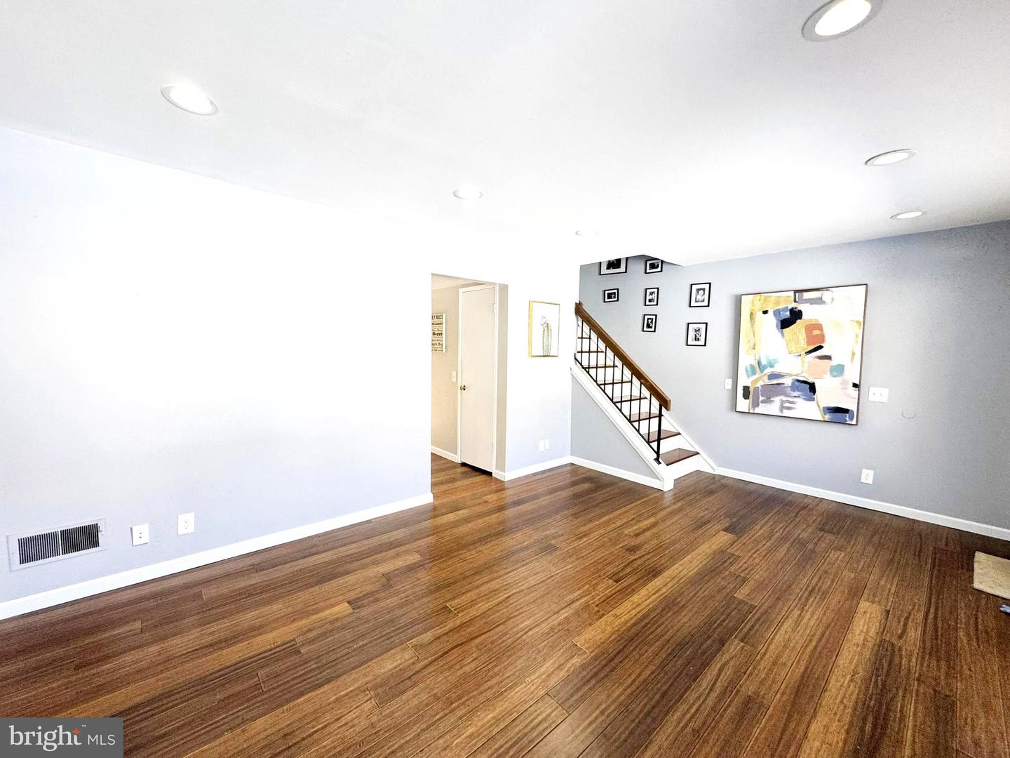 2600 GLENGYLE DR #118, VIENNA, Virginia 22181, 3 Bedrooms Bedrooms, ,1 BathroomBathrooms,Residential,For sale,2600 GLENGYLE DR #118,VAFX2289950 MLS # VAFX2289950