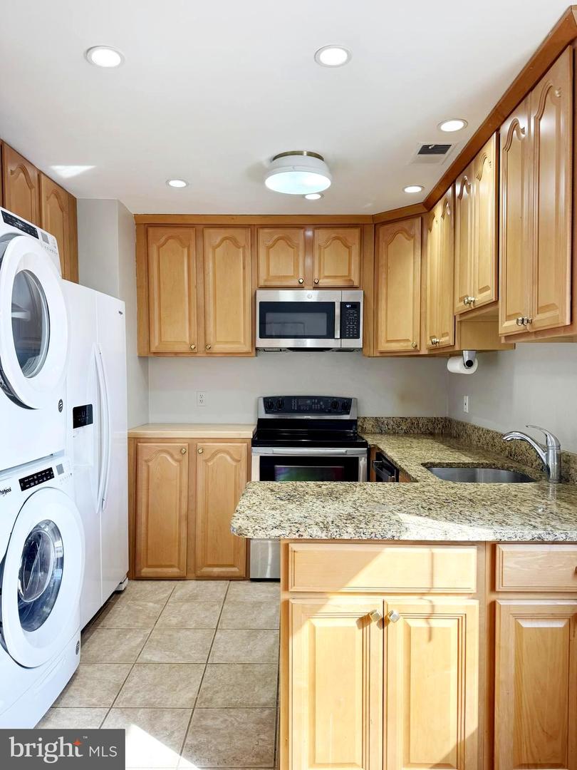 2600 GLENGYLE DR #118, VIENNA, Virginia 22181, 3 Bedrooms Bedrooms, ,1 BathroomBathrooms,Residential,For sale,2600 GLENGYLE DR #118,VAFX2289950 MLS # VAFX2289950