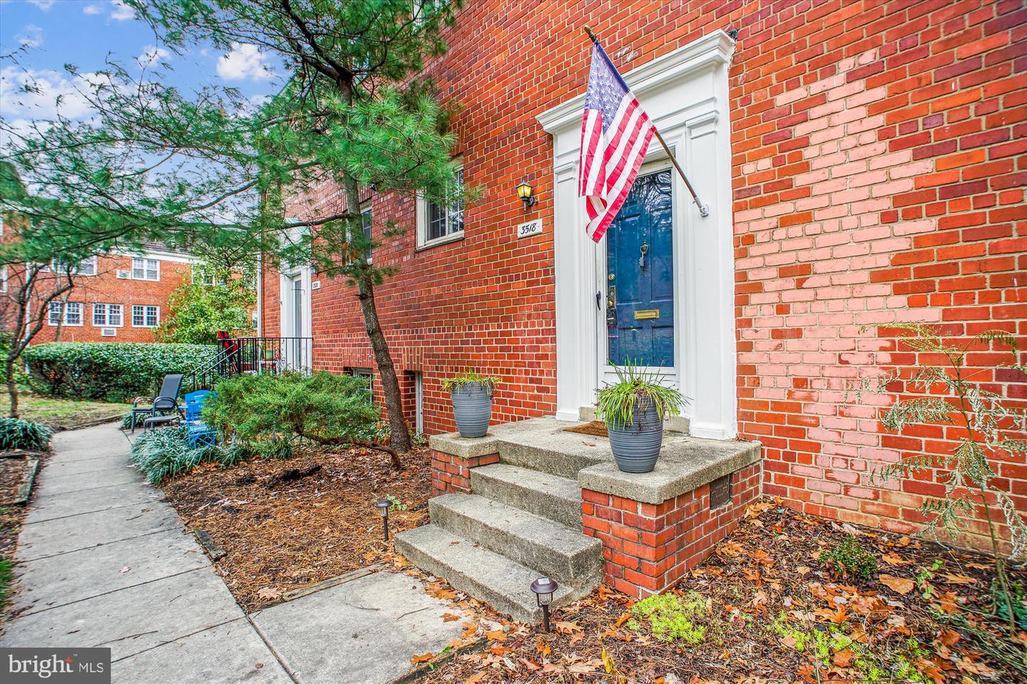 3518 VALLEY DR, ALEXANDRIA, Virginia 22302, 2 Bedrooms Bedrooms, ,1 BathroomBathrooms,Residential,For sale,3518 VALLEY DR,VAAX2053972 MLS # VAAX2053972 3518 VALLEY DR, ALEXANDRIA, Virginia 22302, 2 Bedrooms Bedrooms, ,1 BathroomBathrooms,Residential,For sale,3518 VALLEY DR,VAAX2053972 MLS # VAAX2053972