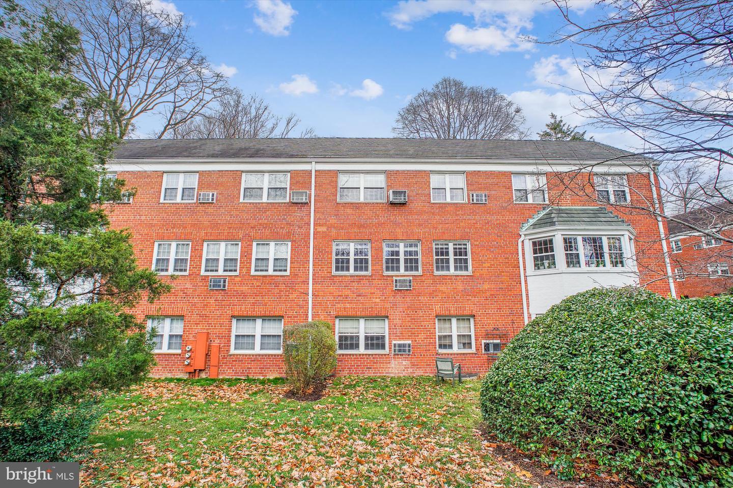 3518 VALLEY DR, ALEXANDRIA, Virginia 22302, 2 Bedrooms Bedrooms, ,1 BathroomBathrooms,Residential,For sale,3518 VALLEY DR,VAAX2053972 MLS # VAAX2053972 3518 VALLEY DR, ALEXANDRIA, Virginia 22302, 2 Bedrooms Bedrooms, ,1 BathroomBathrooms,Residential,For sale,3518 VALLEY DR,VAAX2053972 MLS # VAAX2053972