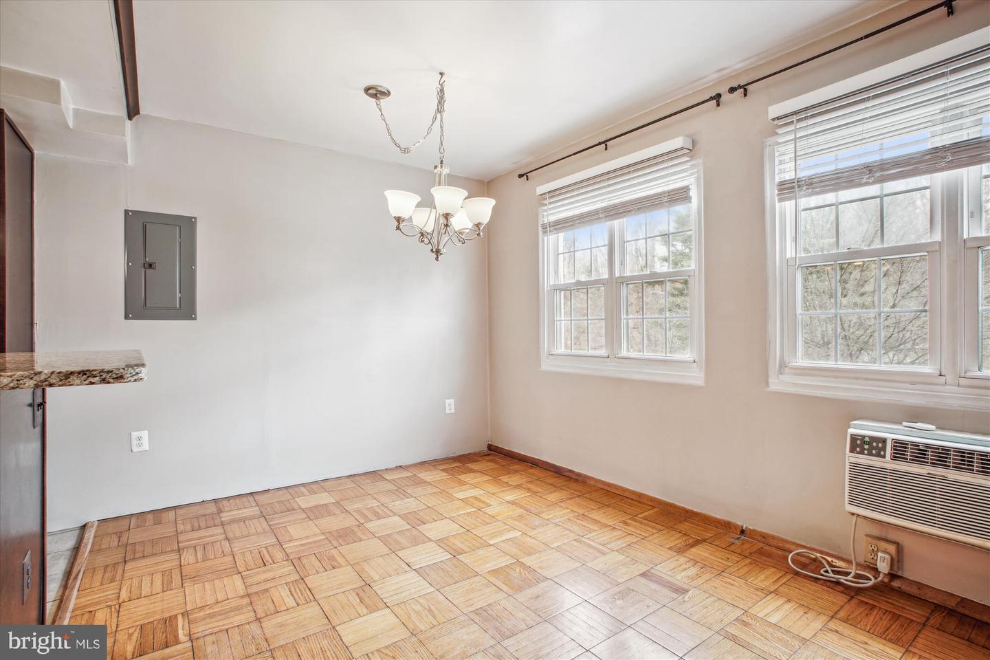 3518 VALLEY DR, ALEXANDRIA, Virginia 22302, 2 Bedrooms Bedrooms, ,1 BathroomBathrooms,Residential,For sale,3518 VALLEY DR,VAAX2053972 MLS # VAAX2053972 3518 VALLEY DR, ALEXANDRIA, Virginia 22302, 2 Bedrooms Bedrooms, ,1 BathroomBathrooms,Residential,For sale,3518 VALLEY DR,VAAX2053972 MLS # VAAX2053972