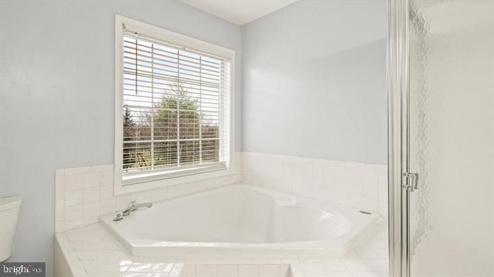 8519 TACKHOUSE LOOP, GAINESVILLE, Virginia 20155, 4 Bedrooms Bedrooms, ,3 BathroomsBathrooms,Residential,For sale,8519 TACKHOUSE LOOP,VAPW2112182 MLS # VAPW2112182