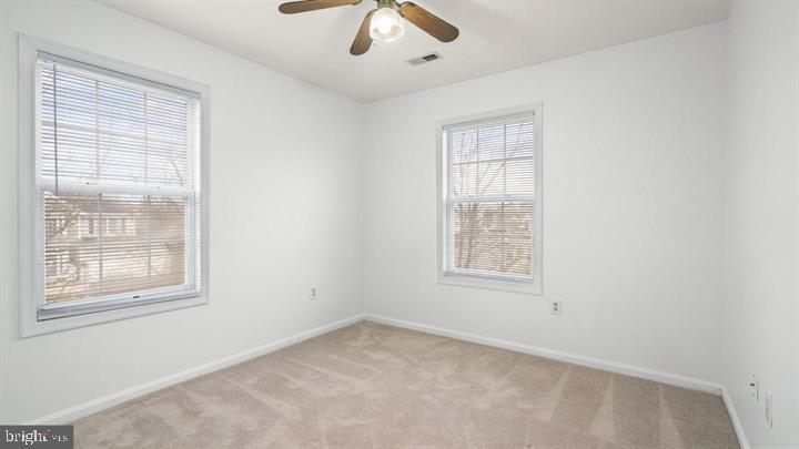 8519 TACKHOUSE LOOP, GAINESVILLE, Virginia 20155, 4 Bedrooms Bedrooms, ,3 BathroomsBathrooms,Residential,For sale,8519 TACKHOUSE LOOP,VAPW2112182 MLS # VAPW2112182