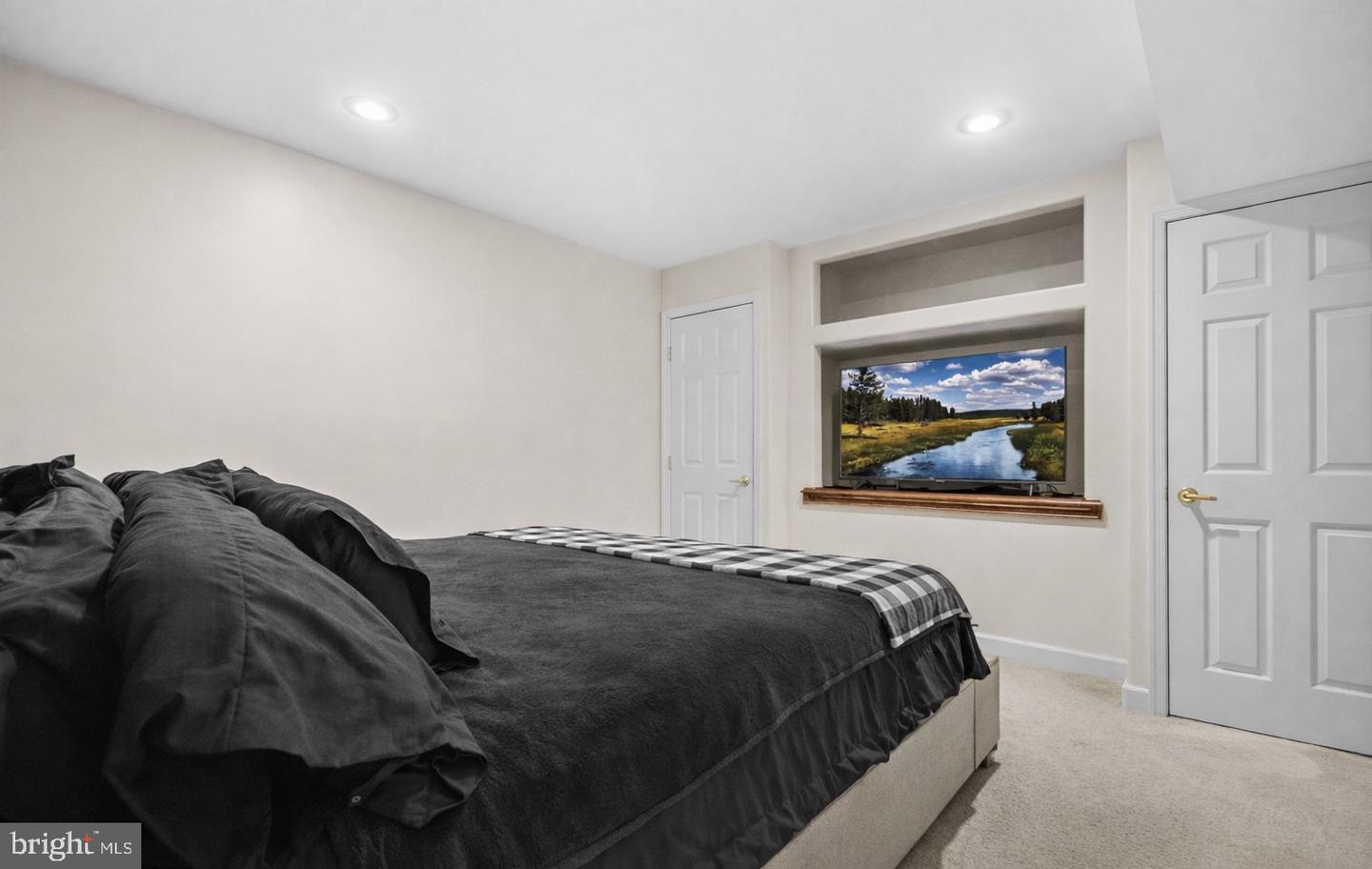 8 CARLSBAD DR, STAFFORD, Virginia 22554, 5 Bedrooms Bedrooms, ,3 BathroomsBathrooms,Residential,For sale,8 CARLSBAD DR,VAST2045940 MLS # VAST2045940 8 CARLSBAD DR, STAFFORD, Virginia 22554, 5 Bedrooms Bedrooms, ,3 BathroomsBathrooms,Residential,For sale,8 CARLSBAD DR,VAST2045940 MLS # VAST2045940