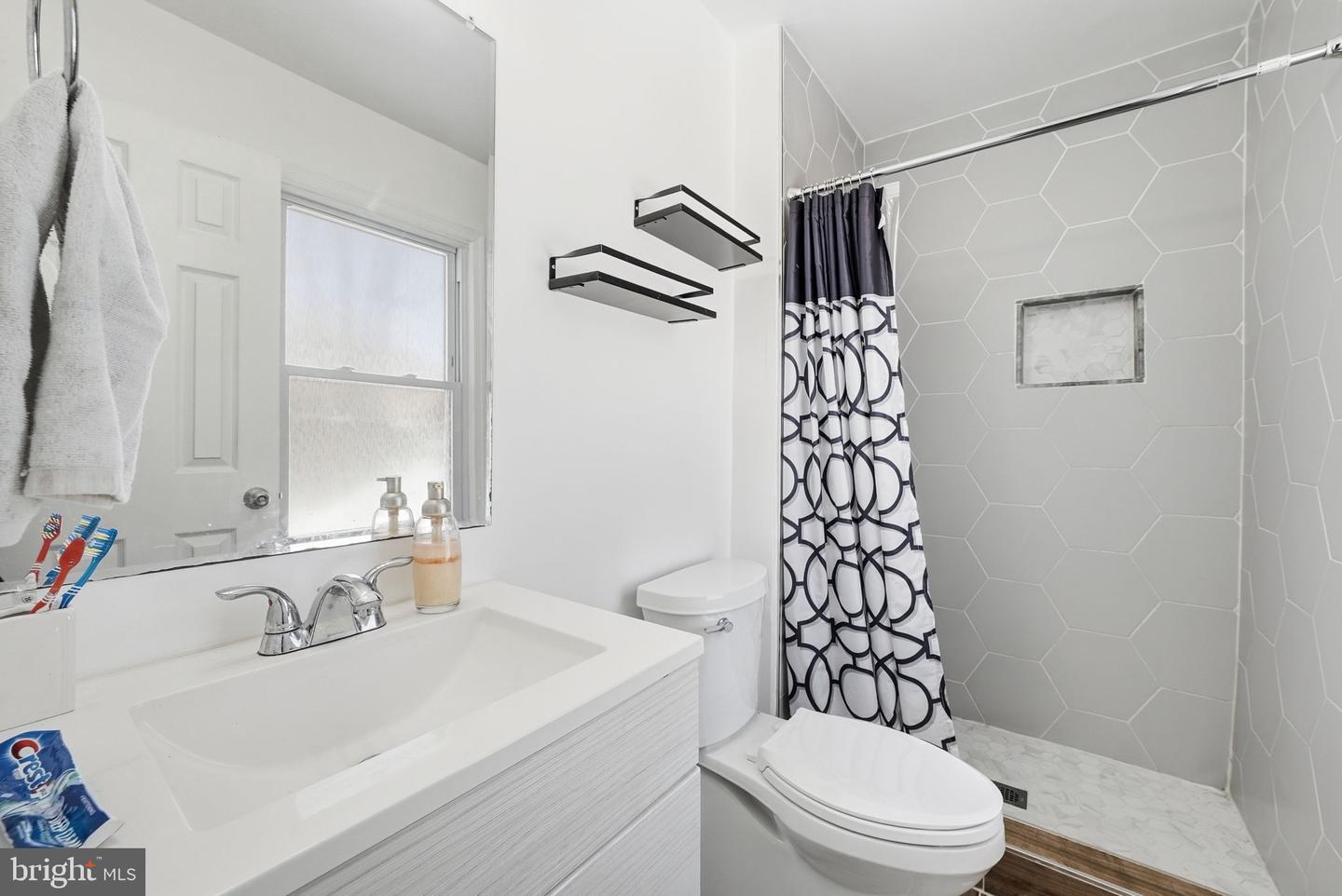 8118 VIOLA ST, SPRINGFIELD, Virginia 22152, 4 Bedrooms Bedrooms, ,3 BathroomsBathrooms,Residential,For sale,8118 VIOLA ST,VAFX2290136 MLS # VAFX2290136 8118 VIOLA ST, SPRINGFIELD, Virginia 22152, 4 Bedrooms Bedrooms, ,3 BathroomsBathrooms,Residential,For sale,8118 VIOLA ST,VAFX2290136 MLS # VAFX2290136