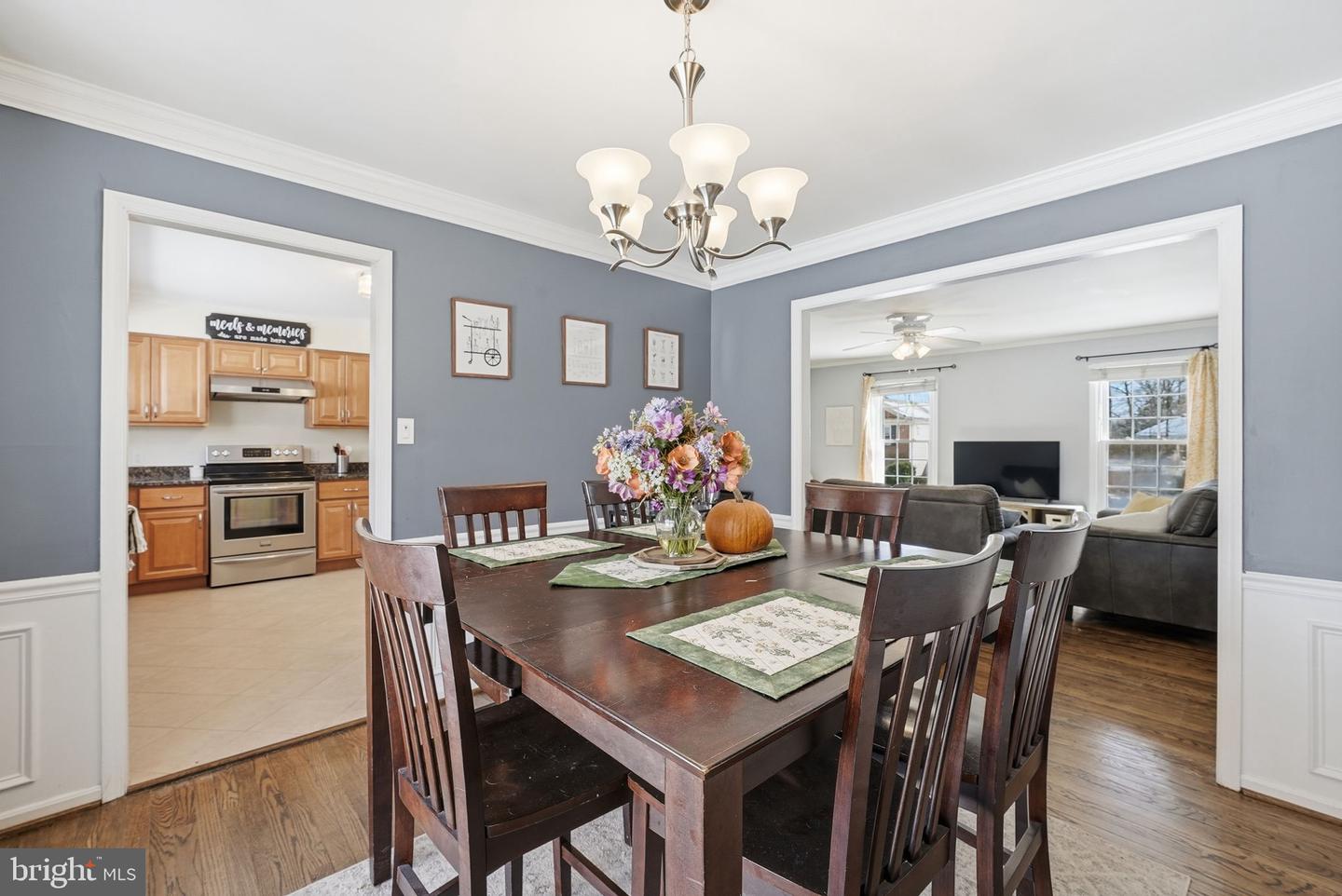 8118 VIOLA ST, SPRINGFIELD, Virginia 22152, 4 Bedrooms Bedrooms, ,3 BathroomsBathrooms,Residential,For sale,8118 VIOLA ST,VAFX2290136 MLS # VAFX2290136 8118 VIOLA ST, SPRINGFIELD, Virginia 22152, 4 Bedrooms Bedrooms, ,3 BathroomsBathrooms,Residential,For sale,8118 VIOLA ST,VAFX2290136 MLS # VAFX2290136