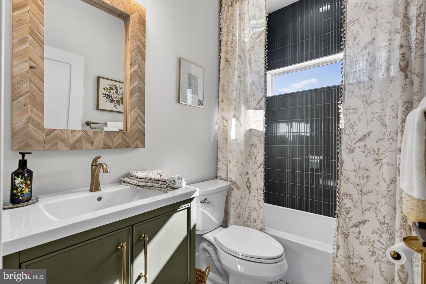 22145 COUNTRYSIDE LN, CULPEPER, Virginia 22701, 3 Bedrooms Bedrooms, ,2 BathroomsBathrooms,Residential,For sale,22145 COUNTRYSIDE LN,VACU2012644 MLS # VACU2012644 22145 COUNTRYSIDE LN, CULPEPER, Virginia 22701, 3 Bedrooms Bedrooms, ,2 BathroomsBathrooms,Residential,For sale,22145 COUNTRYSIDE LN,VACU2012644 MLS # VACU2012644