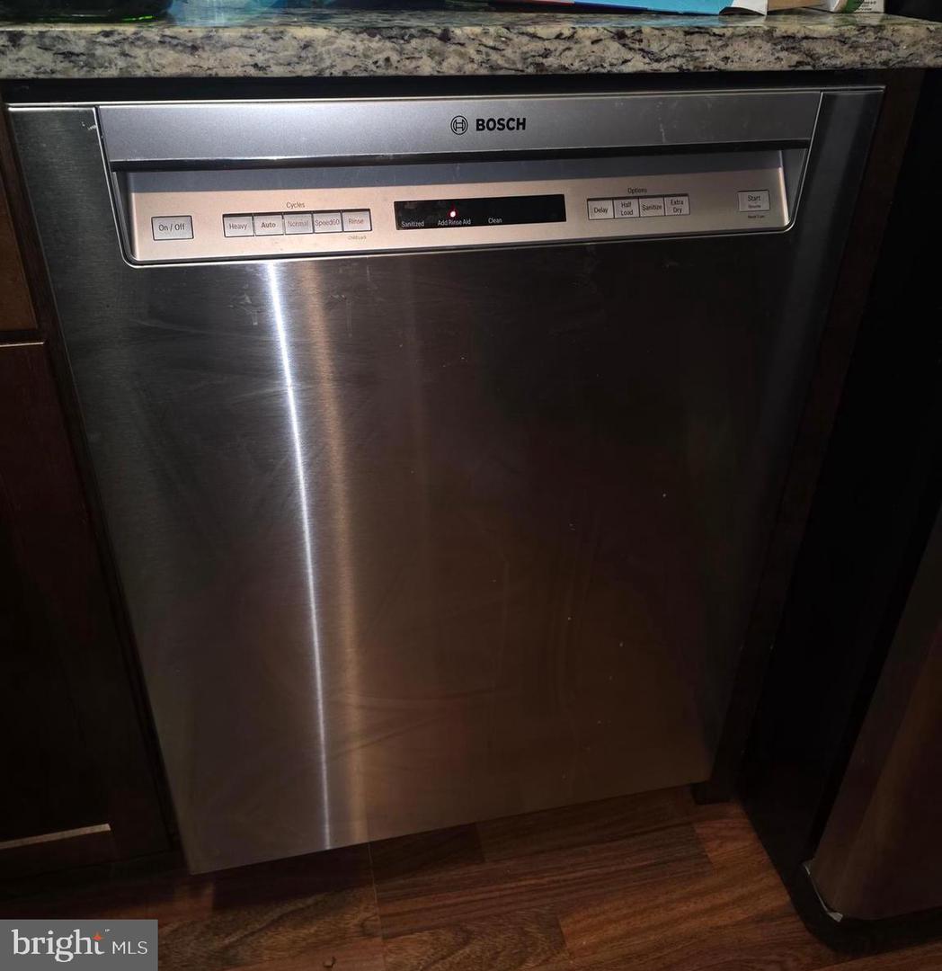 6301 EDSALL RD #418, ALEXANDRIA, Virginia 22312, ,Residential,For sale,6301 EDSALL RD #418,VAFX2290152 MLS # VAFX2290152