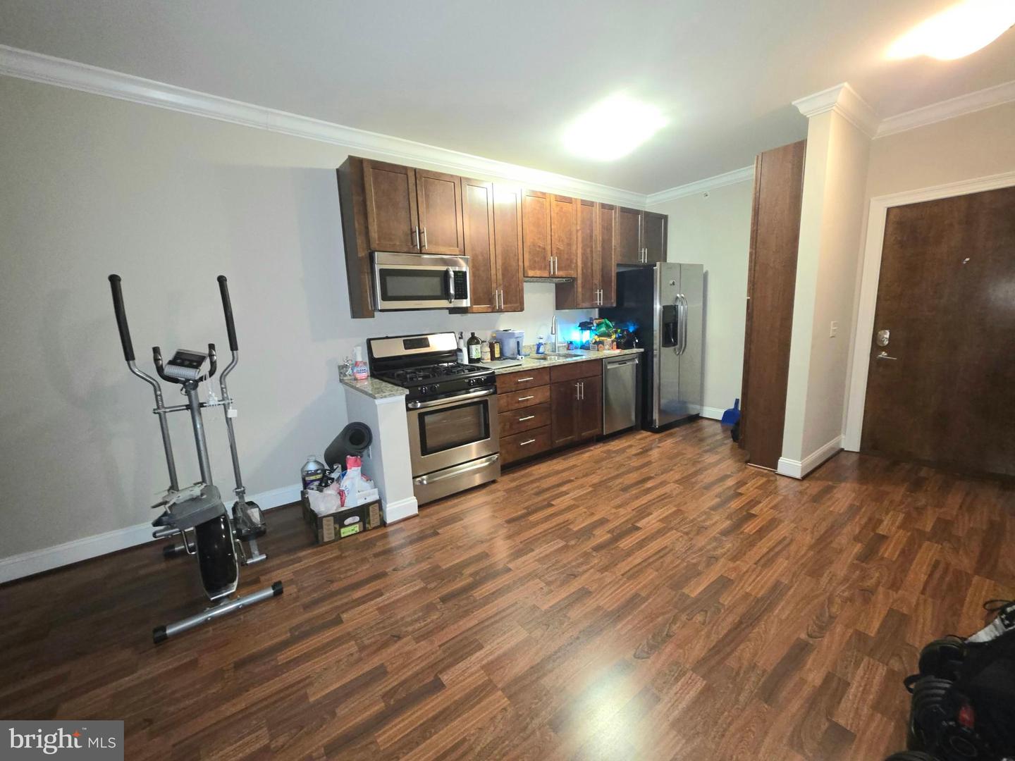 6301 EDSALL RD #418, ALEXANDRIA, Virginia 22312, ,Residential,For sale,6301 EDSALL RD #418,VAFX2290152 MLS # VAFX2290152