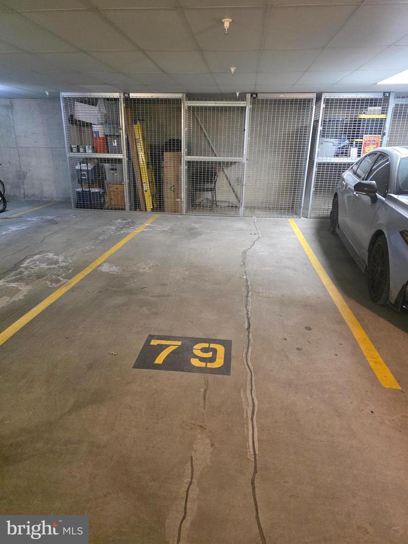 6301 EDSALL RD #418, ALEXANDRIA, Virginia 22312, ,Residential,For sale,6301 EDSALL RD #418,VAFX2290152 MLS # VAFX2290152