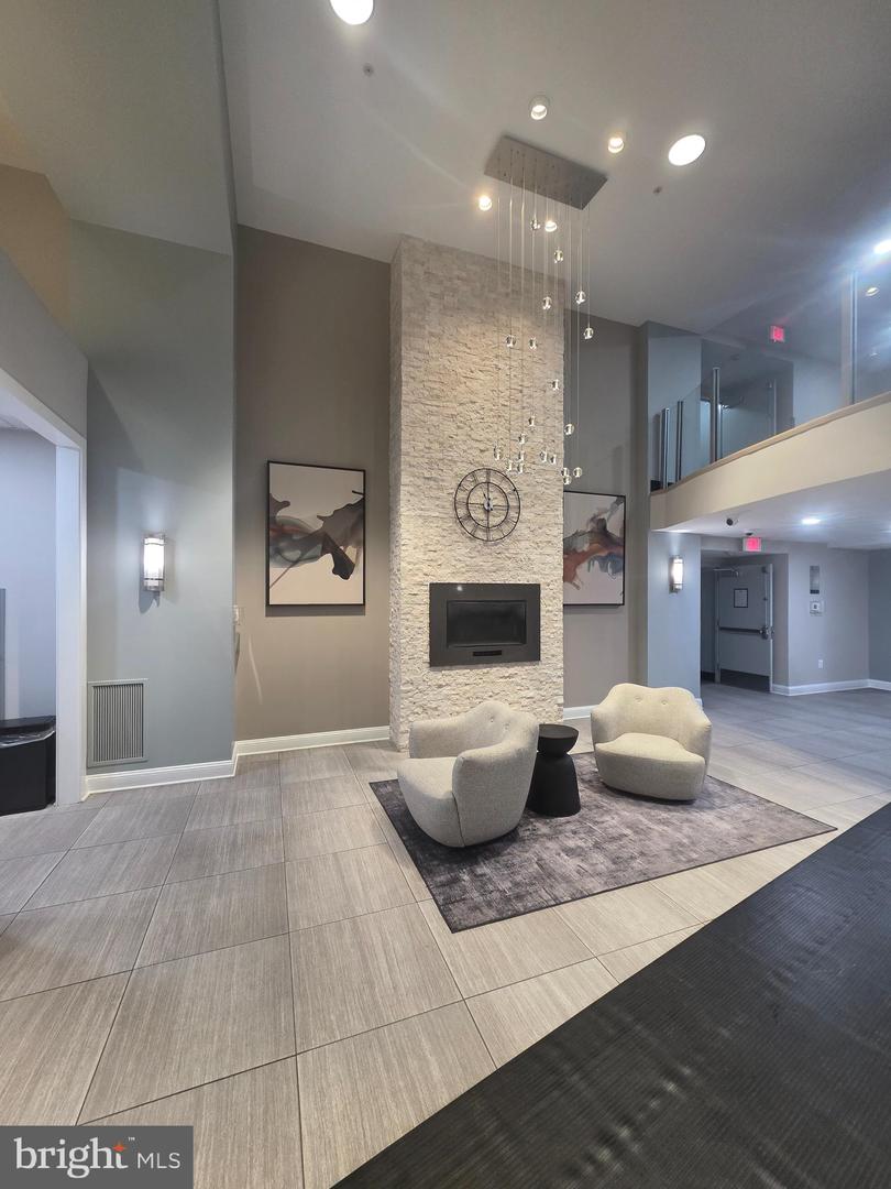 6301 EDSALL RD #418, ALEXANDRIA, Virginia 22312, ,Residential,For sale,6301 EDSALL RD #418,VAFX2290152 MLS # VAFX2290152