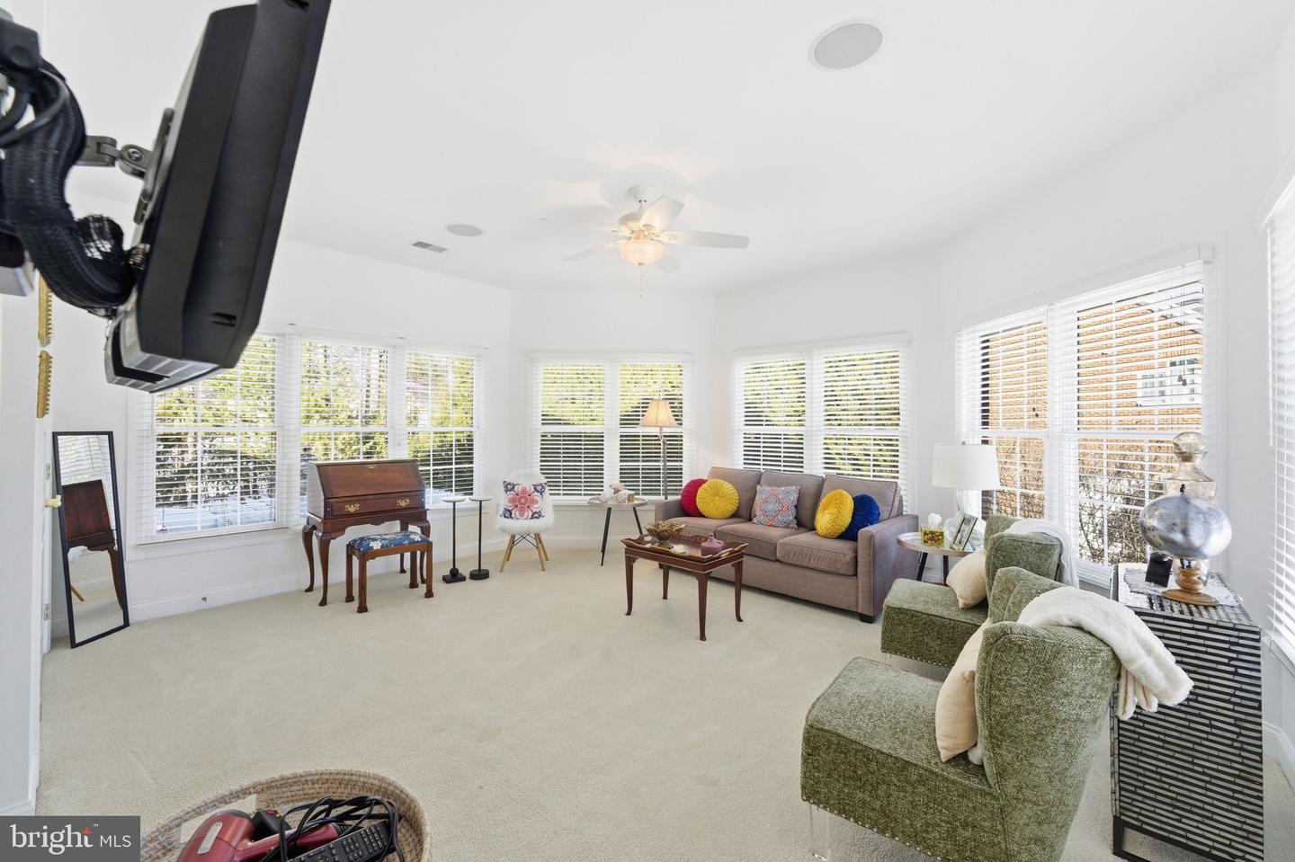 12914 PERCHERON LN, OAK HILL, Virginia 20171, 6 Bedrooms Bedrooms, ,4 BathroomsBathrooms,Residential,For sale,12914 PERCHERON LN,VAFX2290176 MLS # VAFX2290176