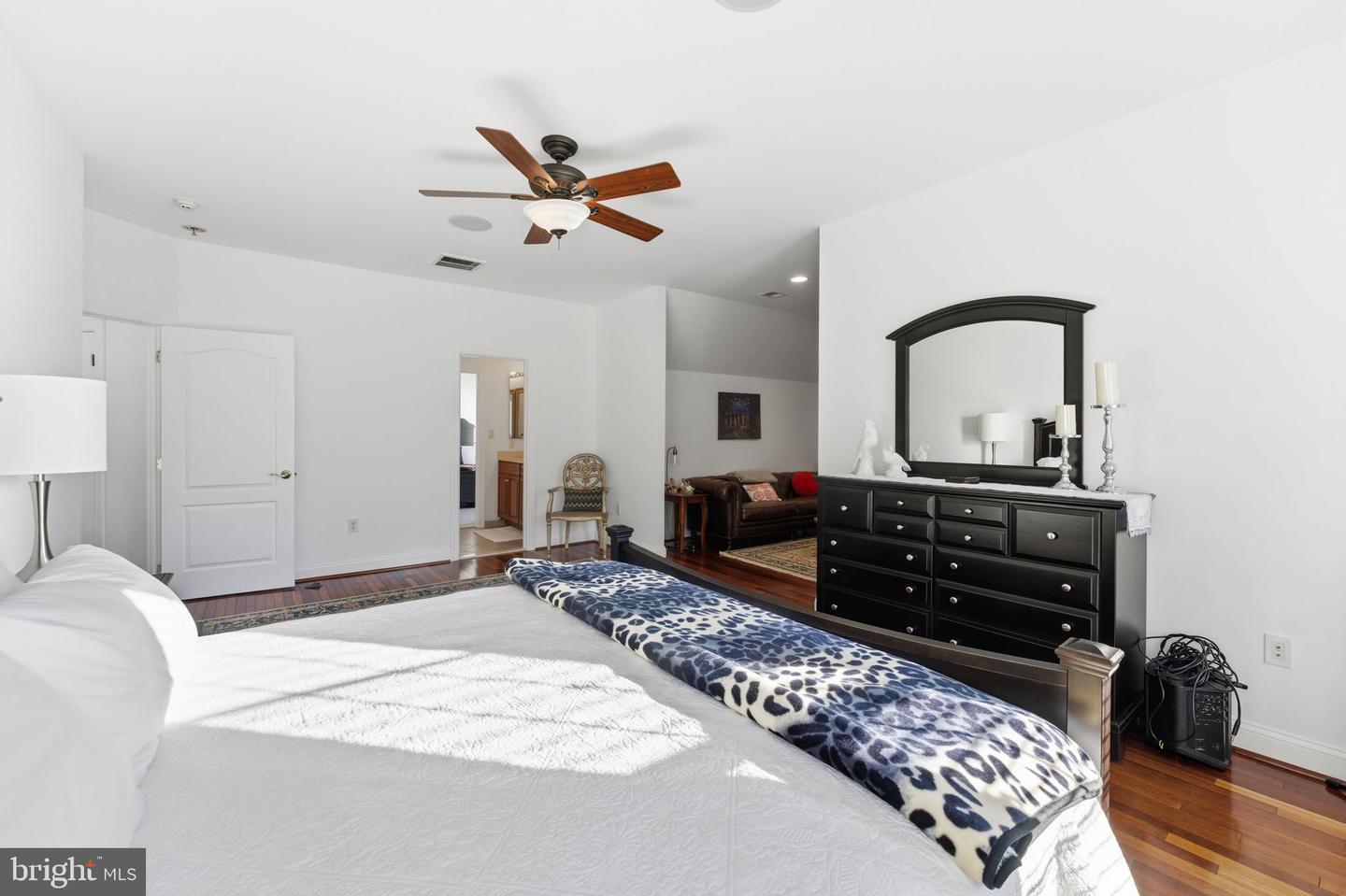 12914 PERCHERON LN, OAK HILL, Virginia 20171, 6 Bedrooms Bedrooms, ,4 BathroomsBathrooms,Residential,For sale,12914 PERCHERON LN,VAFX2290176 MLS # VAFX2290176