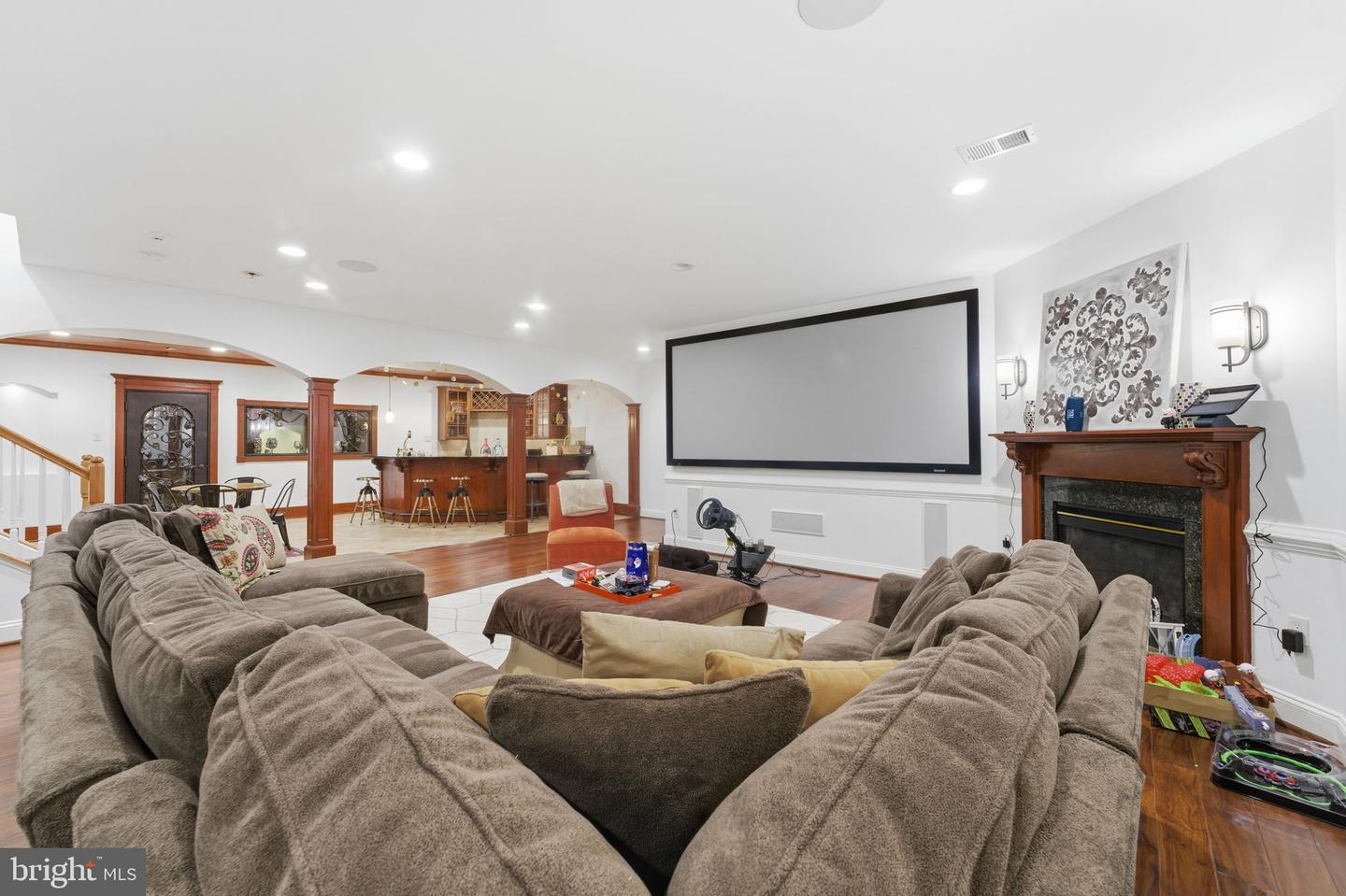 12914 PERCHERON LN, OAK HILL, Virginia 20171, 6 Bedrooms Bedrooms, ,4 BathroomsBathrooms,Residential,For sale,12914 PERCHERON LN,VAFX2290176 MLS # VAFX2290176