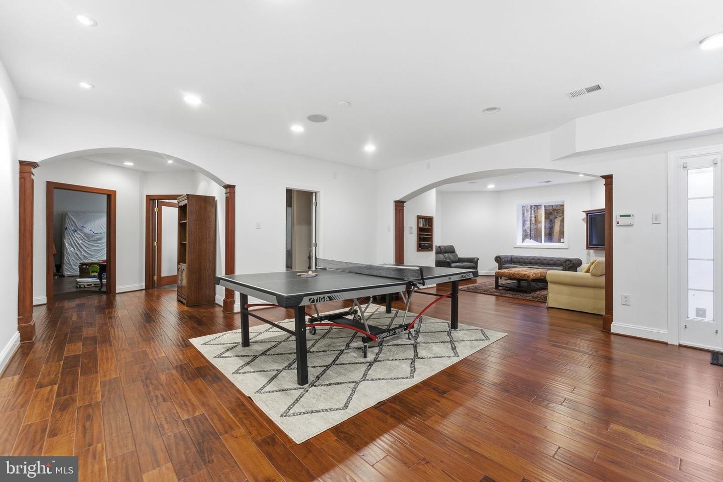 12914 PERCHERON LN, OAK HILL, Virginia 20171, 6 Bedrooms Bedrooms, ,4 BathroomsBathrooms,Residential,For sale,12914 PERCHERON LN,VAFX2290176 MLS # VAFX2290176