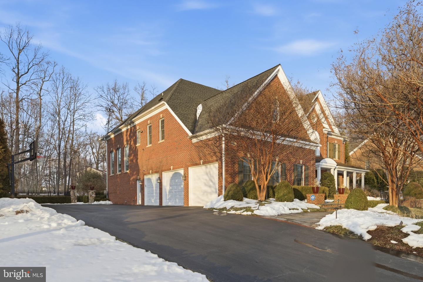 12914 PERCHERON LN, OAK HILL, Virginia 20171, 6 Bedrooms Bedrooms, ,4 BathroomsBathrooms,Residential,For sale,12914 PERCHERON LN,VAFX2290176 MLS # VAFX2290176