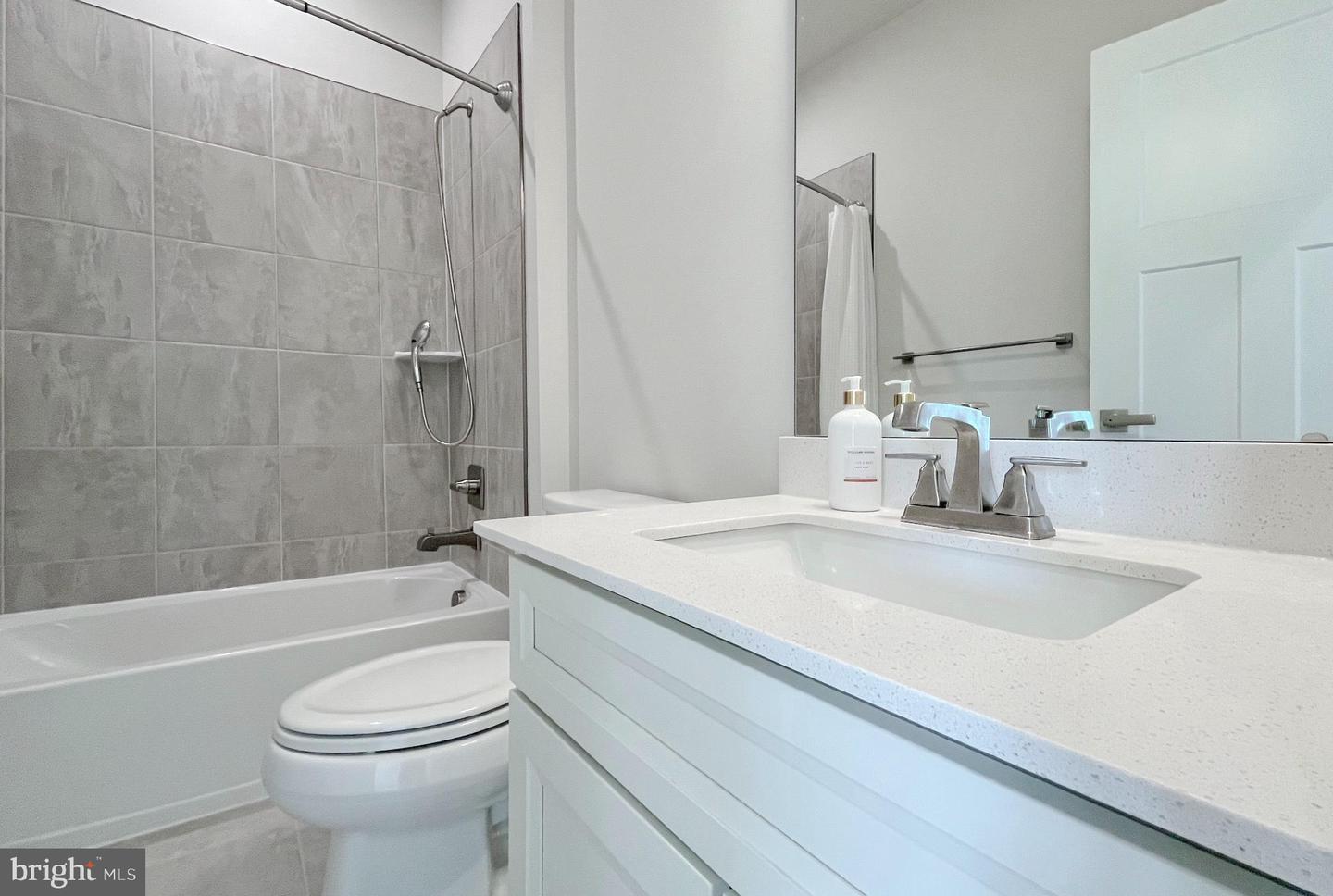 4456 SULFORD TER, CHANTILLY, Virginia 20151, 4 Bedrooms Bedrooms, ,3 BathroomsBathrooms,Residential,For sale,4456 SULFORD TER,VAFX2290188 MLS # VAFX2290188 4456 SULFORD TER, CHANTILLY, Virginia 20151, 4 Bedrooms Bedrooms, ,3 BathroomsBathrooms,Residential,For sale,4456 SULFORD TER,VAFX2290188 MLS # VAFX2290188