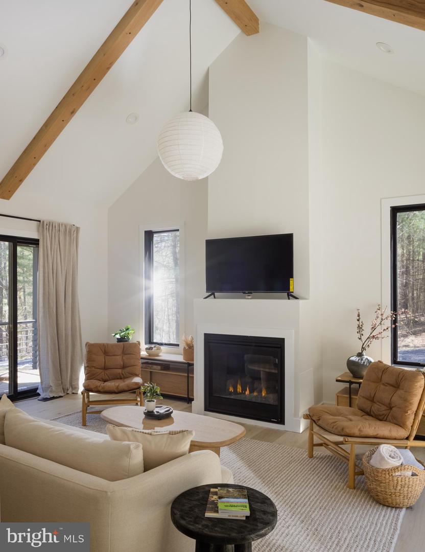 1022 VALLEY BURG RD, LURAY, Virginia 22835, 2 Bedrooms Bedrooms, 4 Rooms Rooms,1 BathroomBathrooms,Residential,For sale,1022 VALLEY BURG RD,VAPA2006024 MLS # VAPA2006024