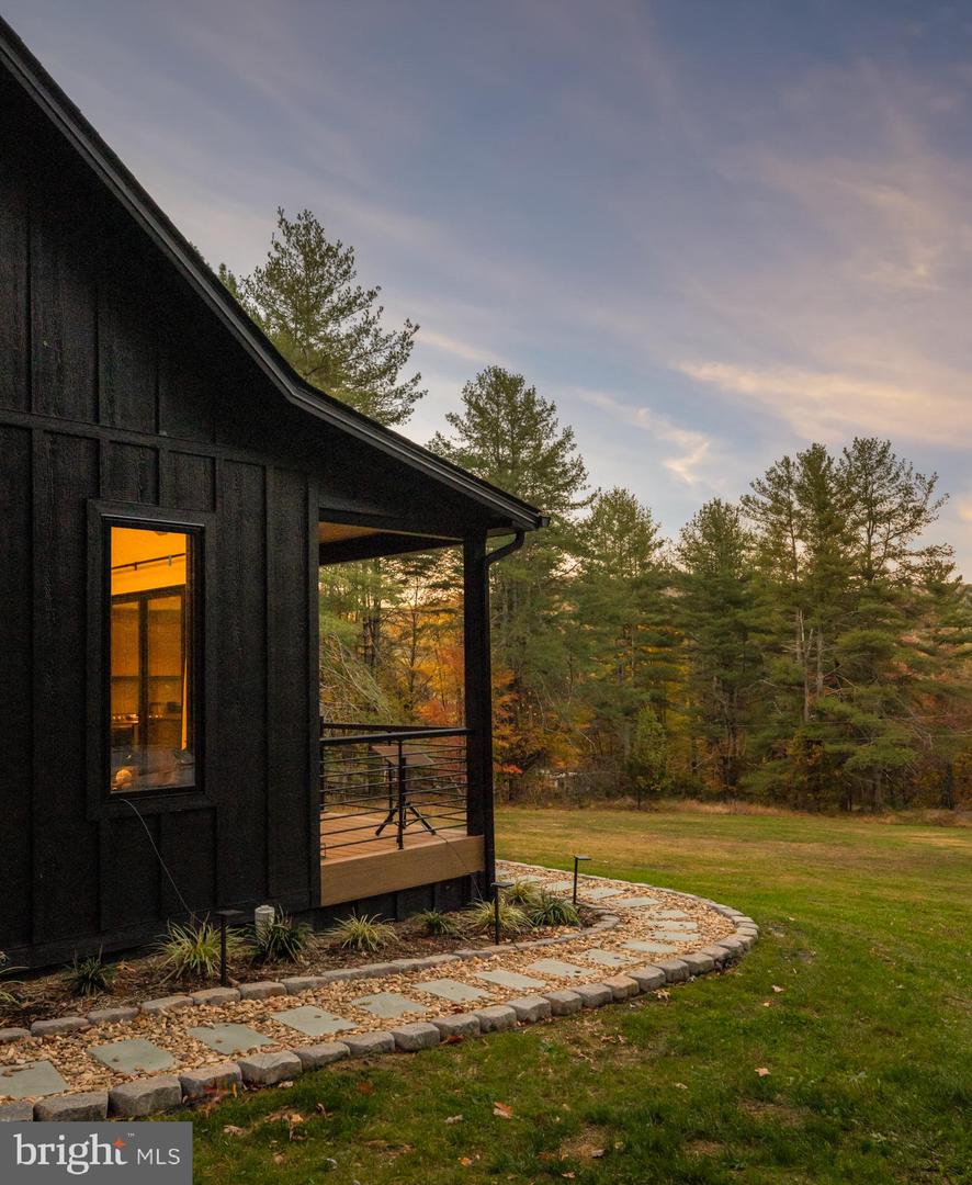 1022 VALLEY BURG RD, LURAY, Virginia 22835, 2 Bedrooms Bedrooms, 4 Rooms Rooms,1 BathroomBathrooms,Residential,For sale,1022 VALLEY BURG RD,VAPA2006024 MLS # VAPA2006024