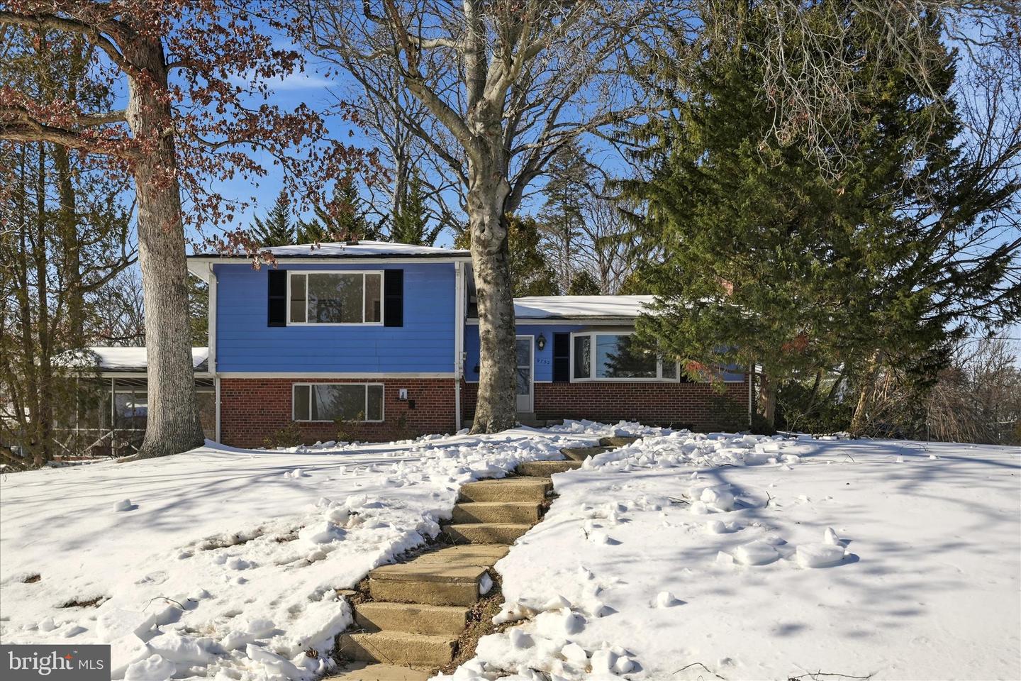 9732 SAINT ANDREWS DR, FAIRFAX, Virginia 22030, 4 Bedrooms Bedrooms, ,2 BathroomsBathrooms,Residential,For sale,9732 SAINT ANDREWS DR,VAFC2007756 MLS # VAFC2007756