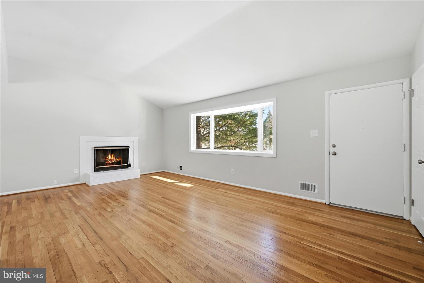 9732 SAINT ANDREWS DR, FAIRFAX, Virginia 22030, 4 Bedrooms Bedrooms, ,2 BathroomsBathrooms,Residential,For sale,9732 SAINT ANDREWS DR,VAFC2007756 MLS # VAFC2007756