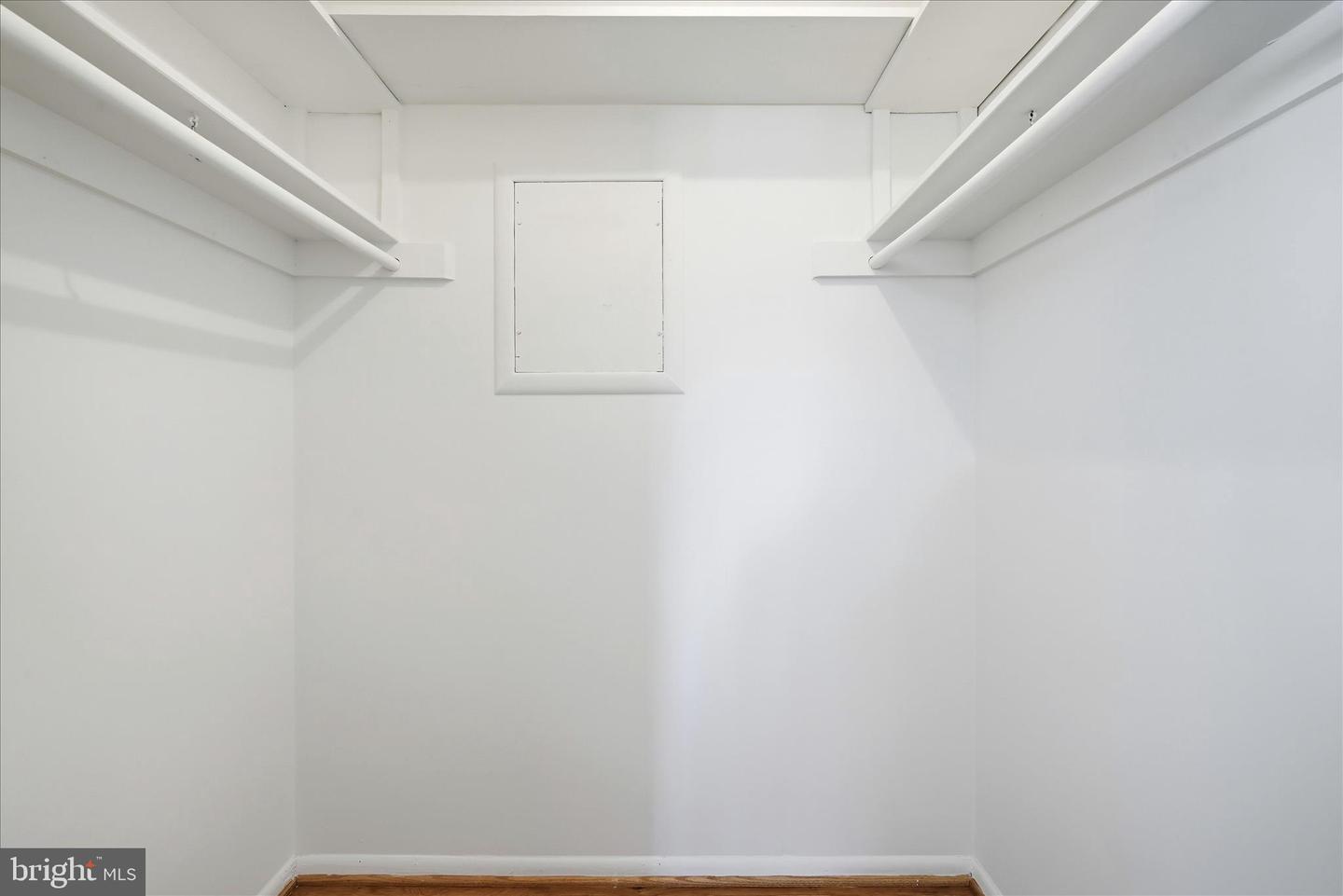 9732 SAINT ANDREWS DR, FAIRFAX, Virginia 22030, 4 Bedrooms Bedrooms, ,2 BathroomsBathrooms,Residential,For sale,9732 SAINT ANDREWS DR,VAFC2007756 MLS # VAFC2007756