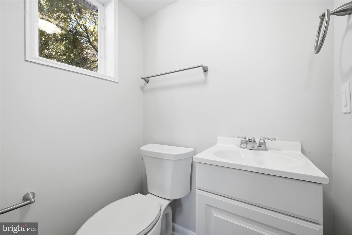 9732 SAINT ANDREWS DR, FAIRFAX, Virginia 22030, 4 Bedrooms Bedrooms, ,2 BathroomsBathrooms,Residential,For sale,9732 SAINT ANDREWS DR,VAFC2007756 MLS # VAFC2007756