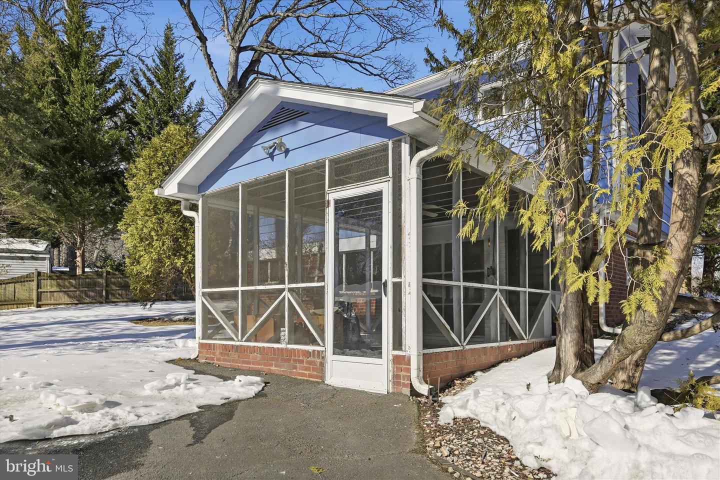 9732 SAINT ANDREWS DR, FAIRFAX, Virginia 22030, 4 Bedrooms Bedrooms, ,2 BathroomsBathrooms,Residential,For sale,9732 SAINT ANDREWS DR,VAFC2007756 MLS # VAFC2007756