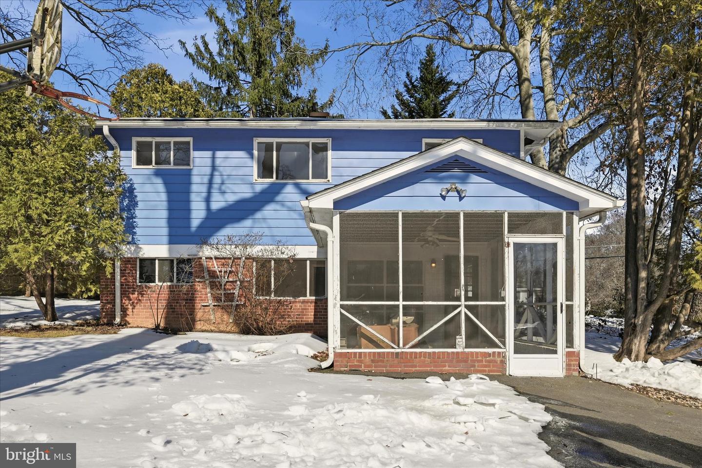 9732 SAINT ANDREWS DR, FAIRFAX, Virginia 22030, 4 Bedrooms Bedrooms, ,2 BathroomsBathrooms,Residential,For sale,9732 SAINT ANDREWS DR,VAFC2007756 MLS # VAFC2007756