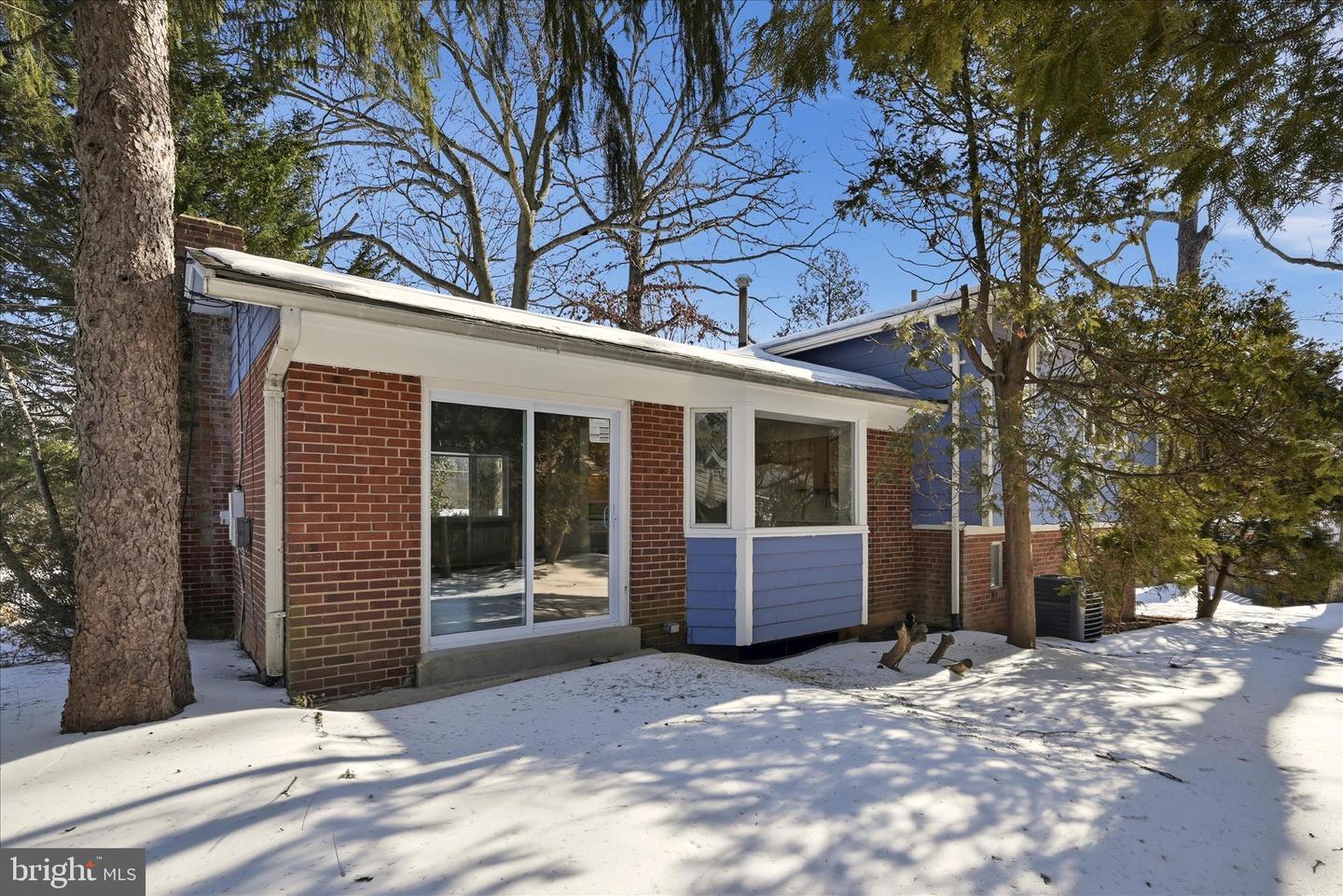 9732 SAINT ANDREWS DR, FAIRFAX, Virginia 22030, 4 Bedrooms Bedrooms, ,2 BathroomsBathrooms,Residential,For sale,9732 SAINT ANDREWS DR,VAFC2007756 MLS # VAFC2007756