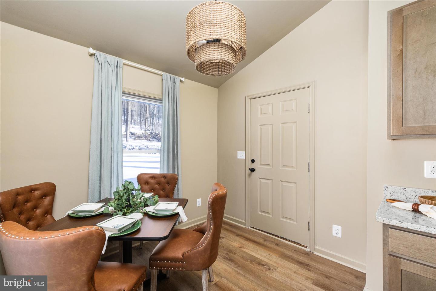 215 BUCK RD, LINDEN, Virginia 22642, 3 Bedrooms Bedrooms, ,3 BathroomsBathrooms,Residential,For sale,215 BUCK RD,VAWR2013368 MLS # VAWR2013368